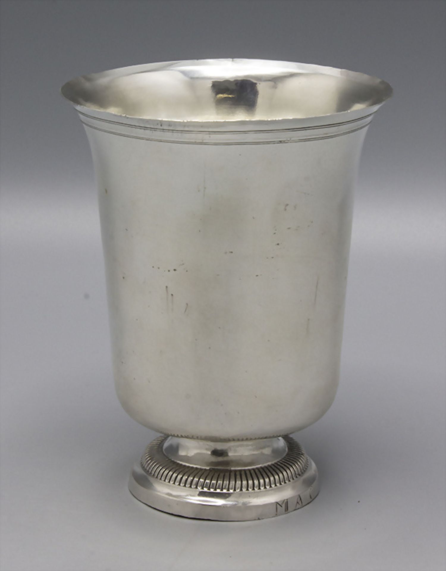 Glockenbecher / A bell shaped silver beaker, Avignon, 1803-1809