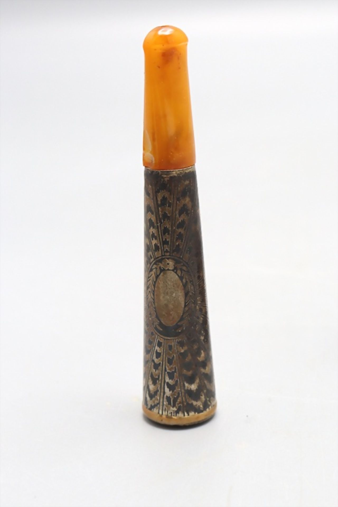 Zigarettenspitze / An amber cigarette holder - Bild 4 aus 4