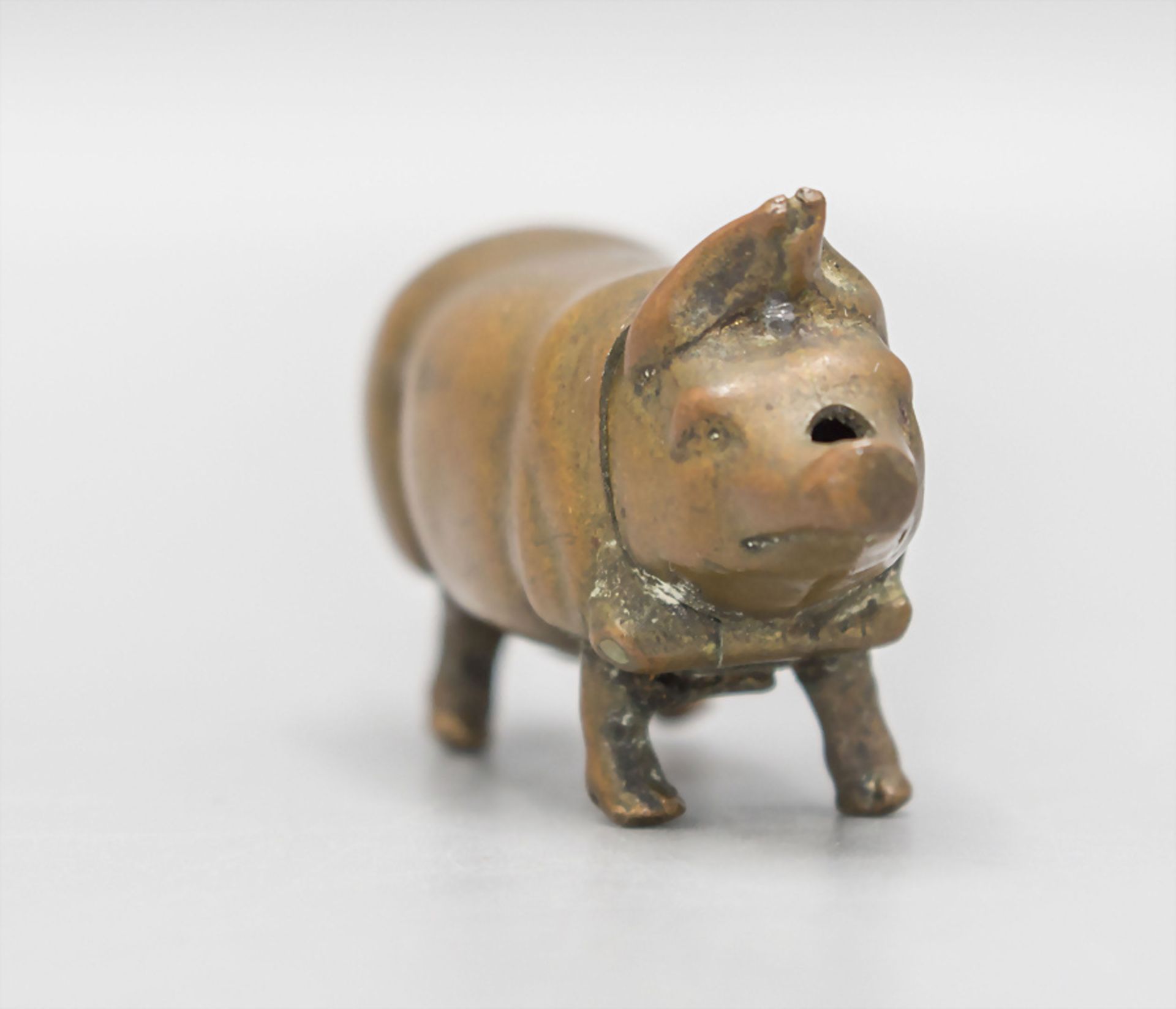 Schwein als Streichholzetui / A pig as vesta case, 2. Hälfte 19. Jh. - Image 2 of 4