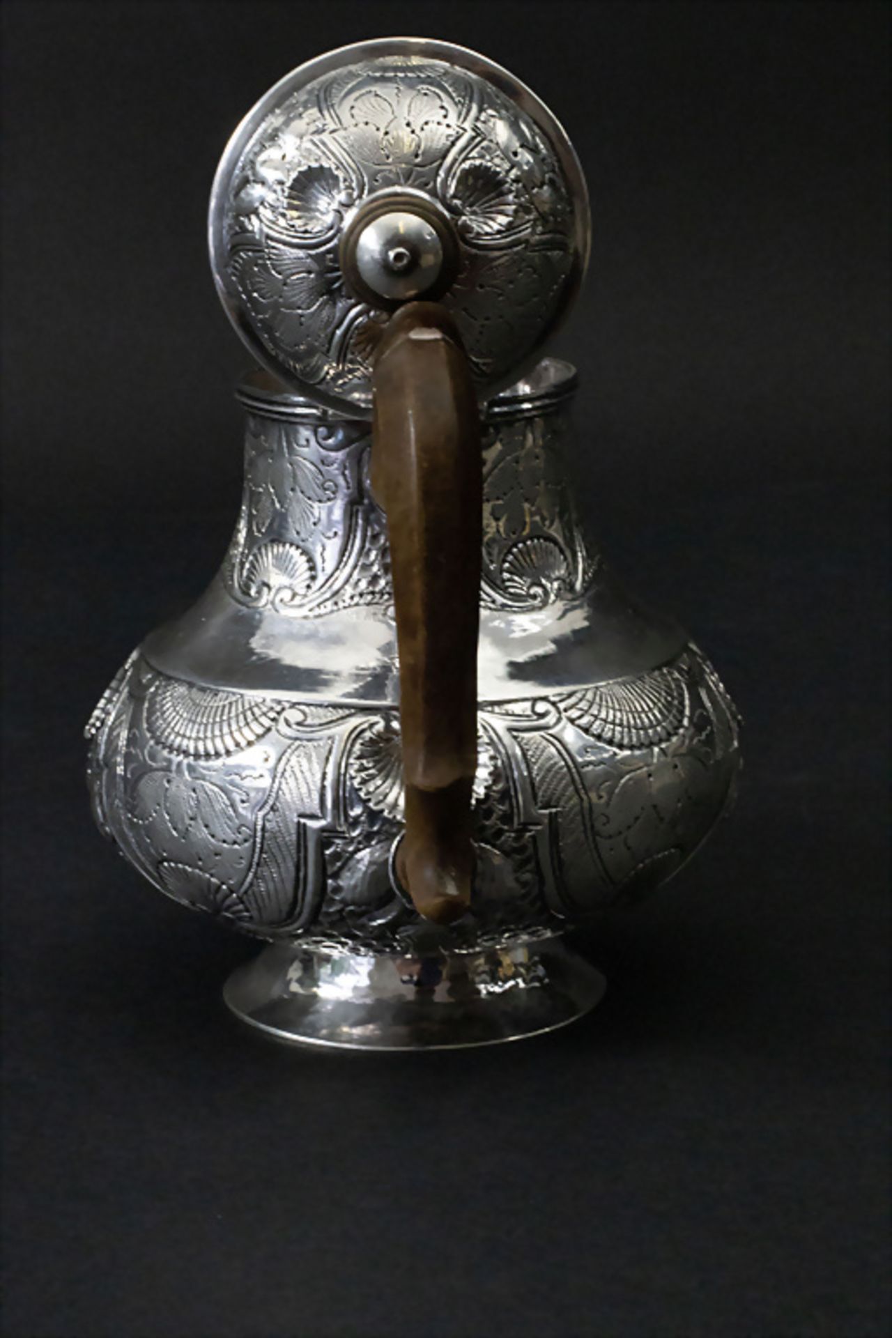 Teekanne / A silver tea pot, wohl Paulus Vermeulen, Haarlem, 18. Jh. - Bild 3 aus 7