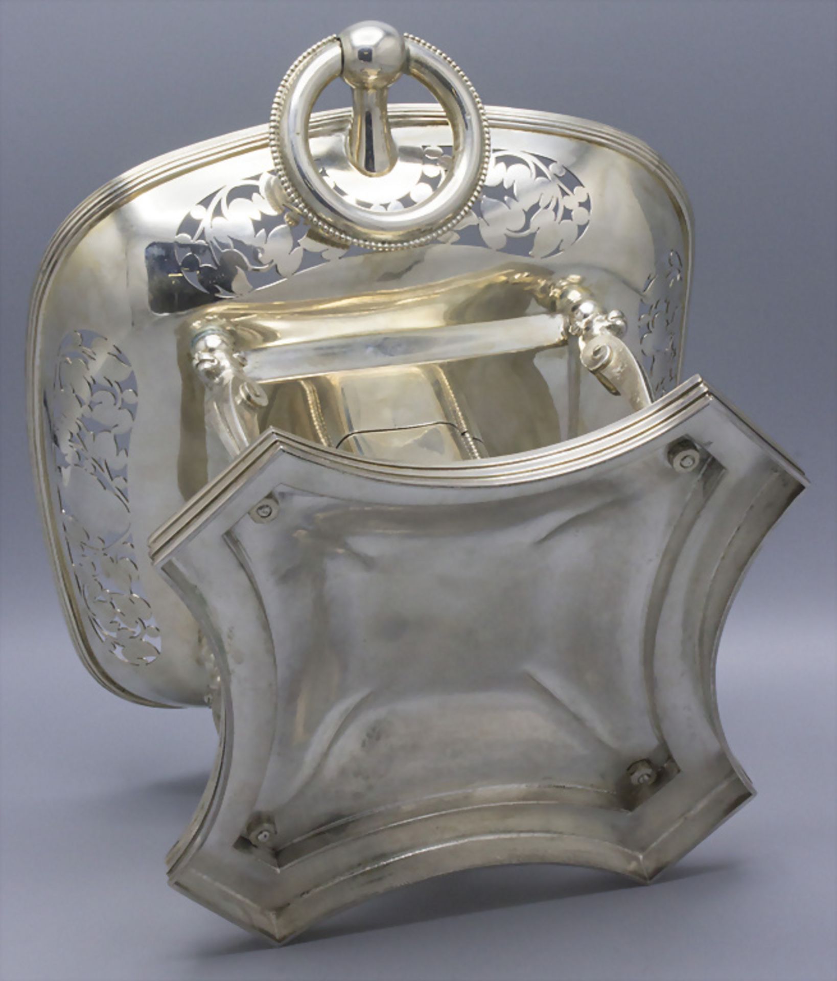 Obstschale / A silver fruit bowl, Wien, um 1925 - Image 5 of 9