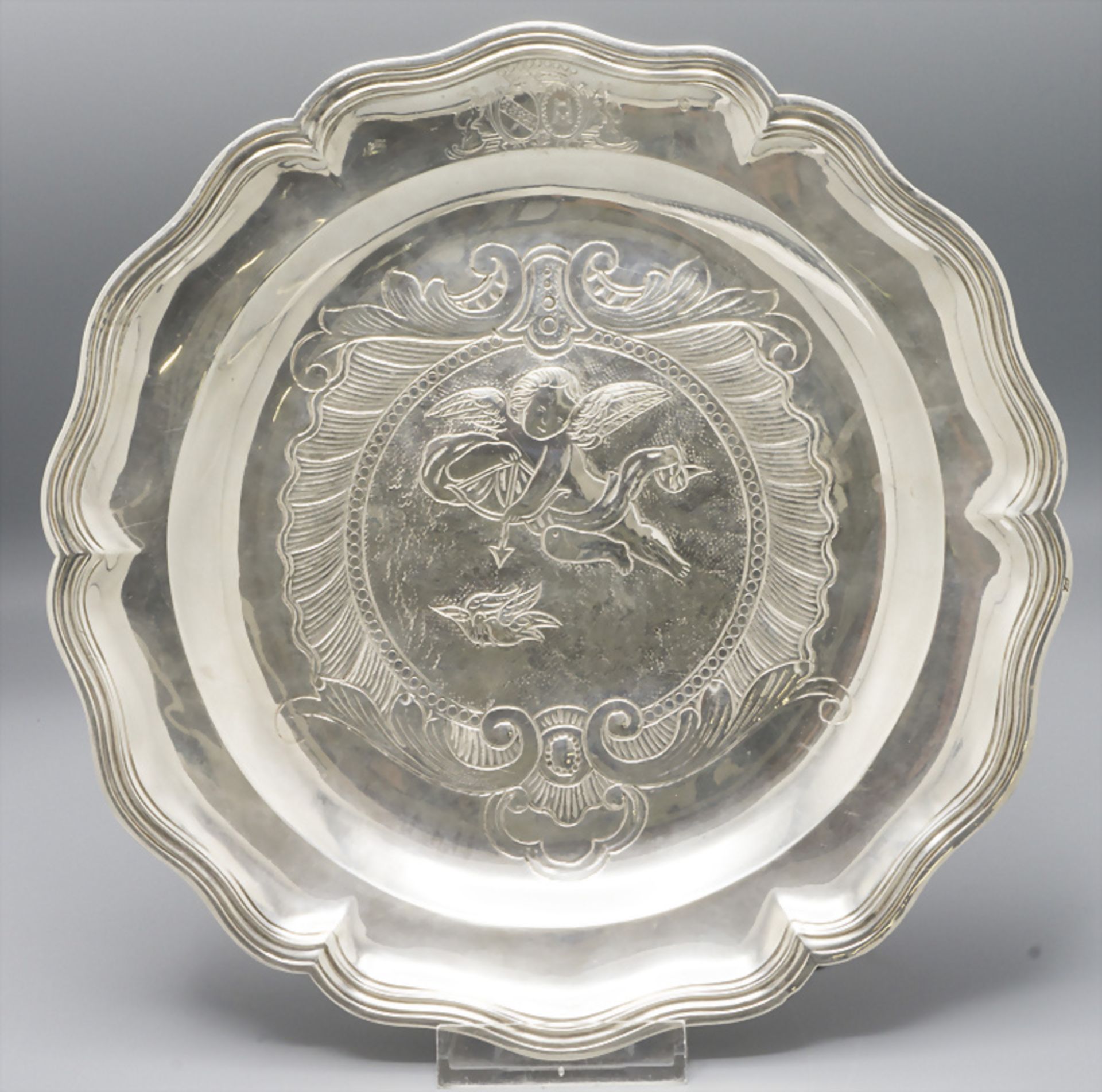 Allianzteller / A silver alliance plate, Claude Genu, Paris, 1744-1750