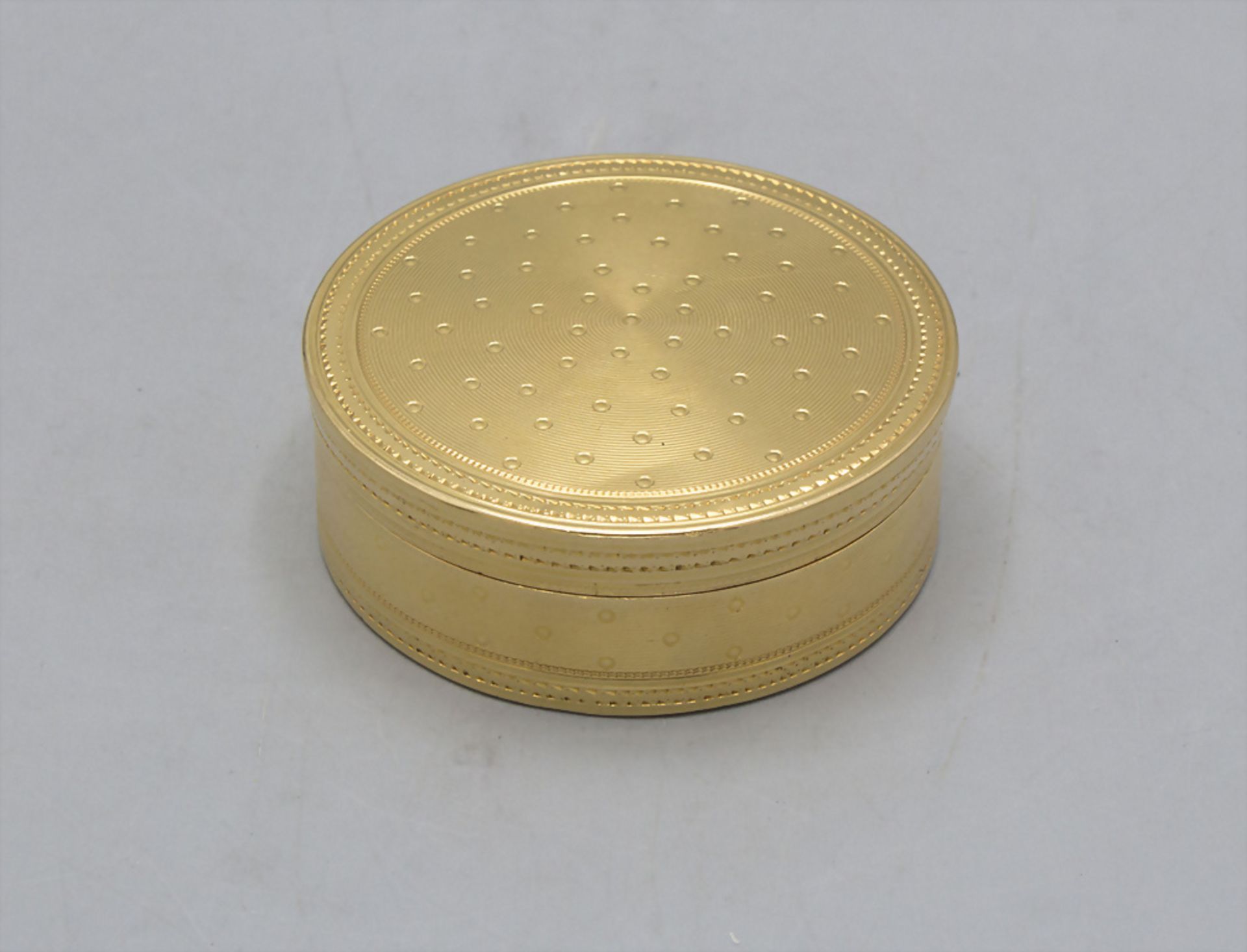 Runde Tabatiere / Schnupftabakdose / An 18 ct snuff box, Pierre Lucien Joitteau, Paris, 1783-1789 - Bild 5 aus 7
