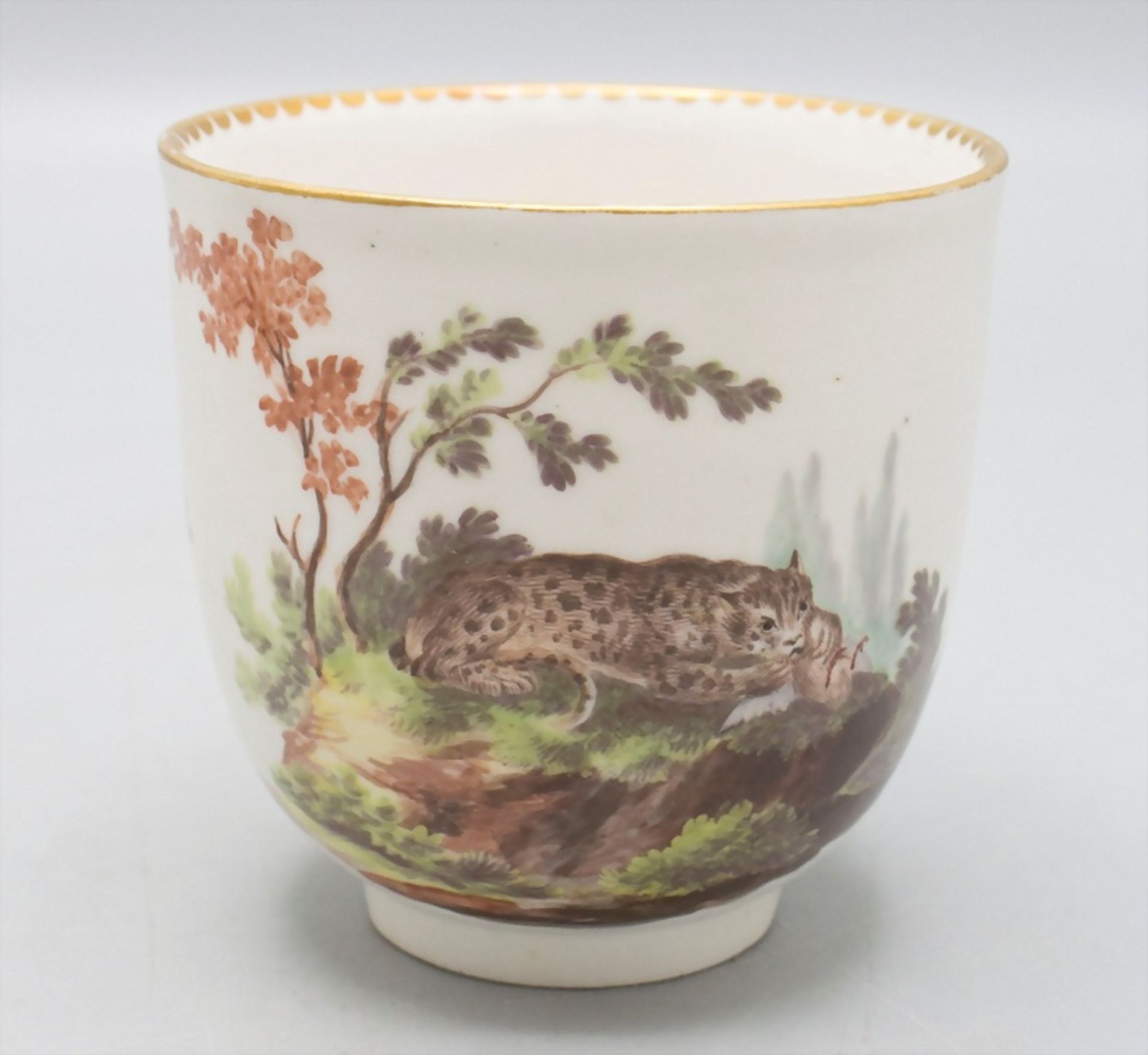 Tasse und Untertasse mit einem Fuchs und einem Leoparden / A cup and saucer with a fox and a ... - Image 3 of 5