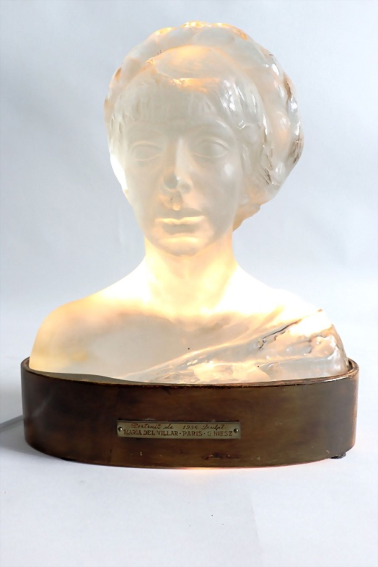 Art Déco Frauenbüste / An Art Deco bust of a woman, Géza Szentesy Hiesz (1896 Budapest-1978 ... - Image 8 of 11