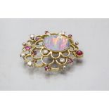 Grosse Brosche mit Opal, Diamanten und Rubinen / A large 18 ct gold brooch with opal, diamonds ...