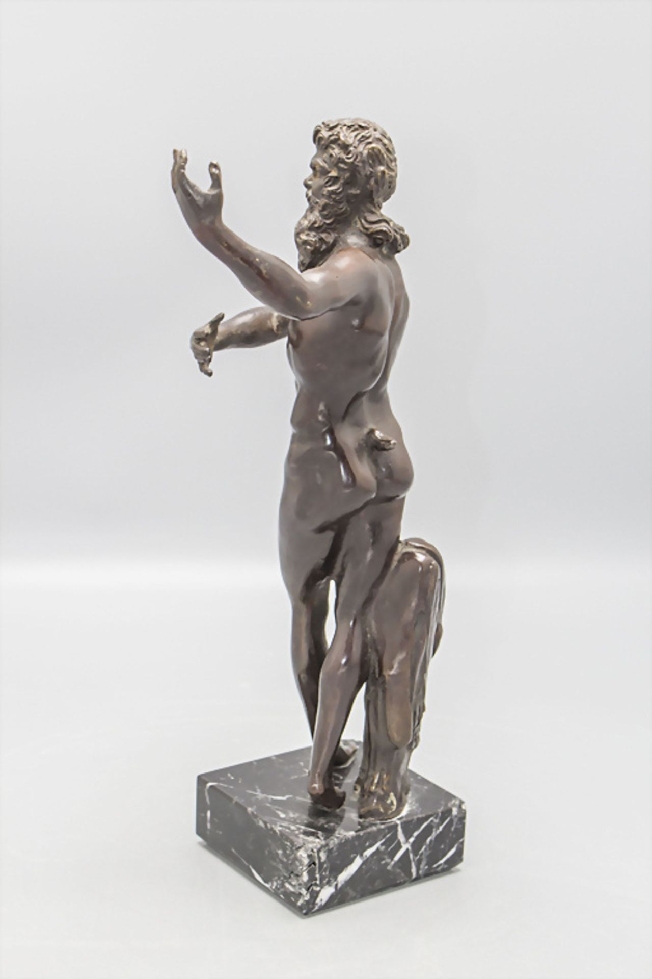 Bronze Skulptur 'Tanzender Faun' / A bronze sculpture of a 'Dancing Faun', Museumreplik der ... - Image 2 of 4