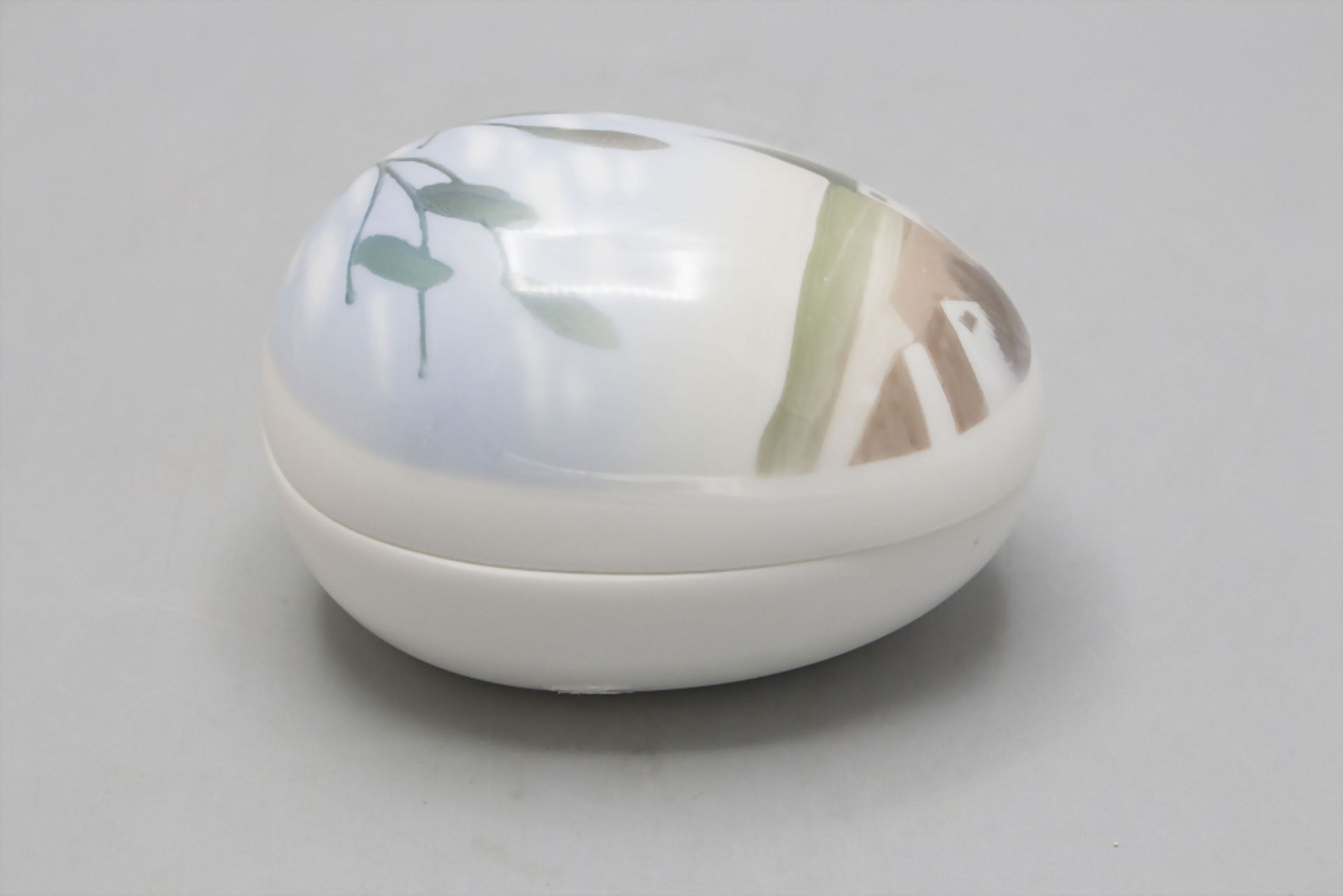 Jugendstil Osterei-Dose mit Landschaft / An Art Nouveau Easter egg shaped box with a ... - Bild 2 aus 4