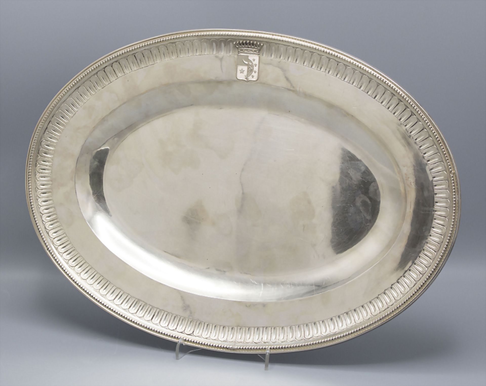 Ovale Platte / An oval silver platter, Massat Freres, Paris, nach 1885