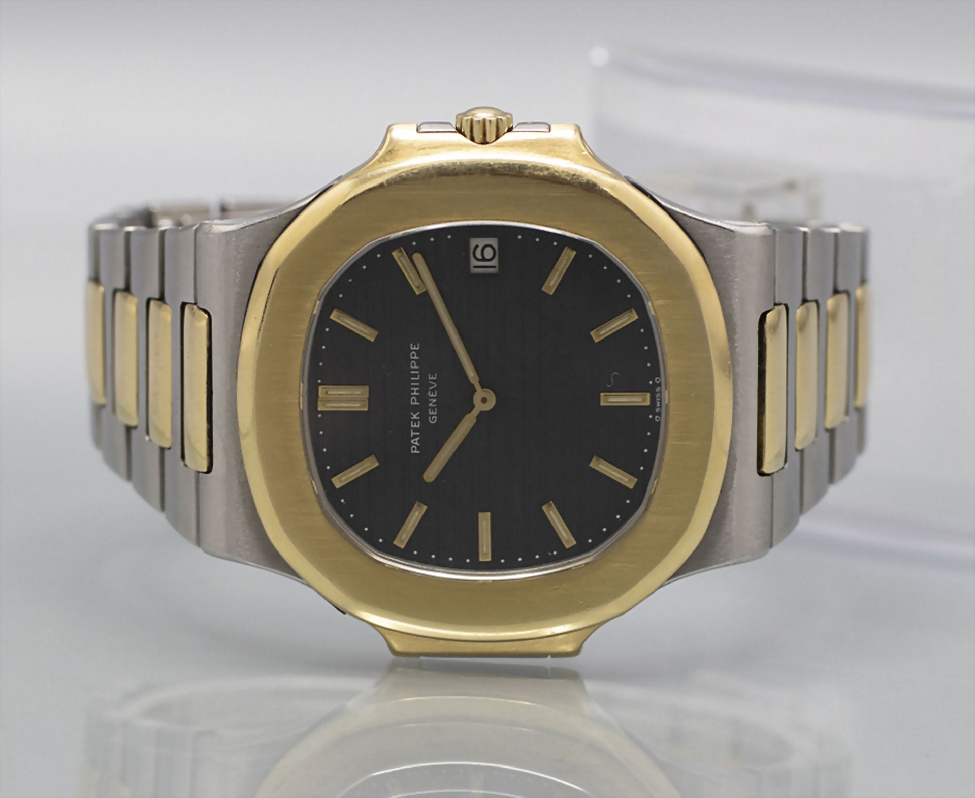 Patek Philippe Nautilus Jumbo, Genf, Schweiz / Swiss, 1979 - Image 3 of 13