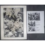 Nat Finkelstein (1933-2000), 'Fotografie von Andy Warhol in einem Schnellrestaurant', 1964