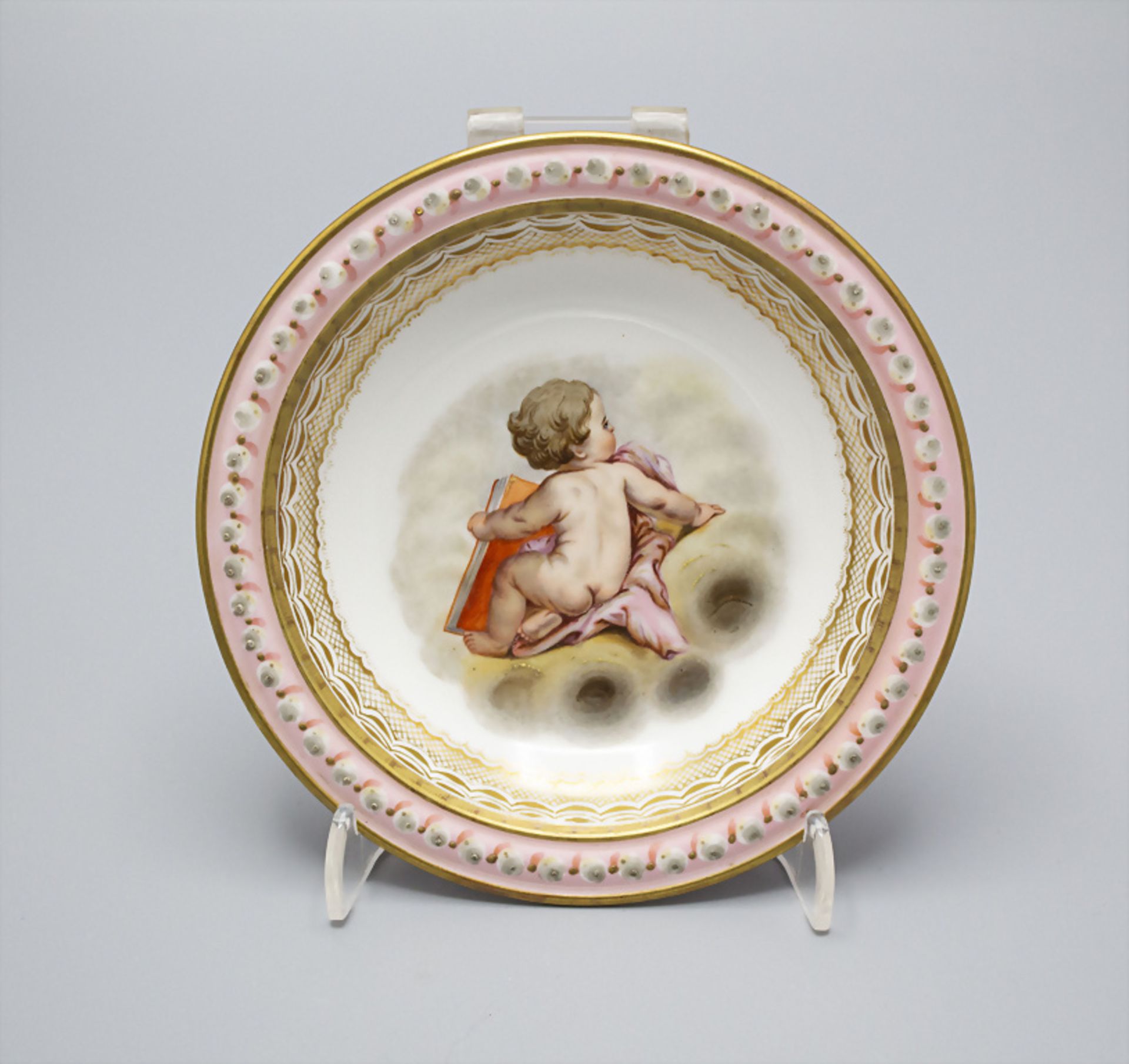 Zierschälchen mit Putto / A decorative dish with a cherub, Sèvres, 1852