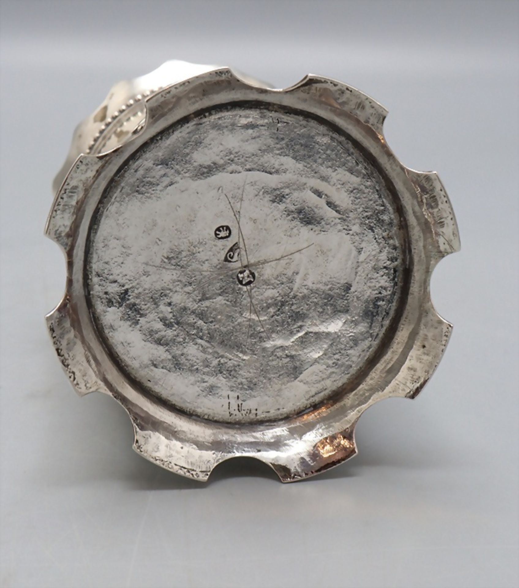 Wachsstockhalter Dose / A silver wax stick holder box, Johann Samuel Schemberg, Nürnberg, um 1800 - Image 6 of 7