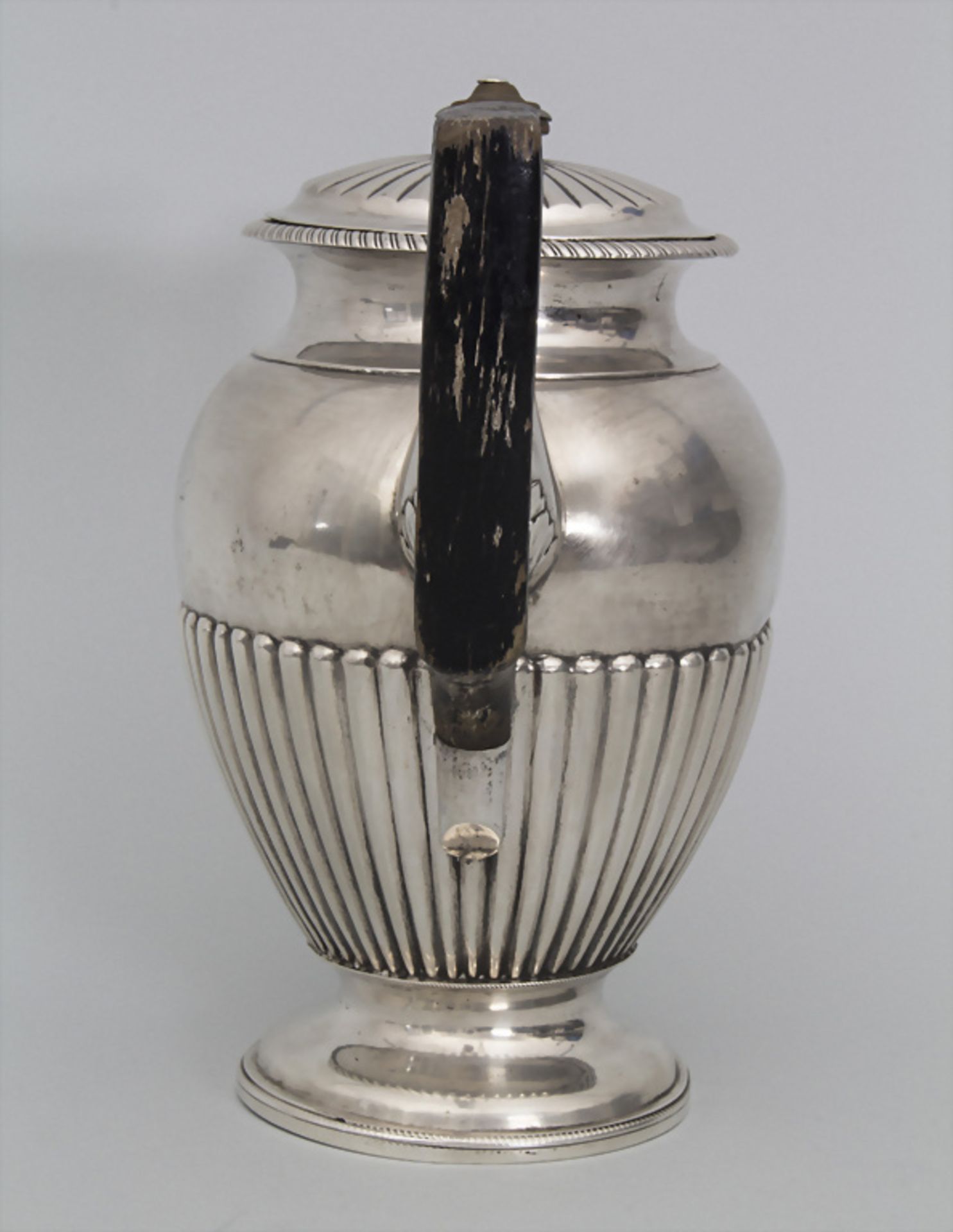 Große Teekanne / A large silver tea pot, Bene Ranninger, Wien, 1831 - Image 4 of 7