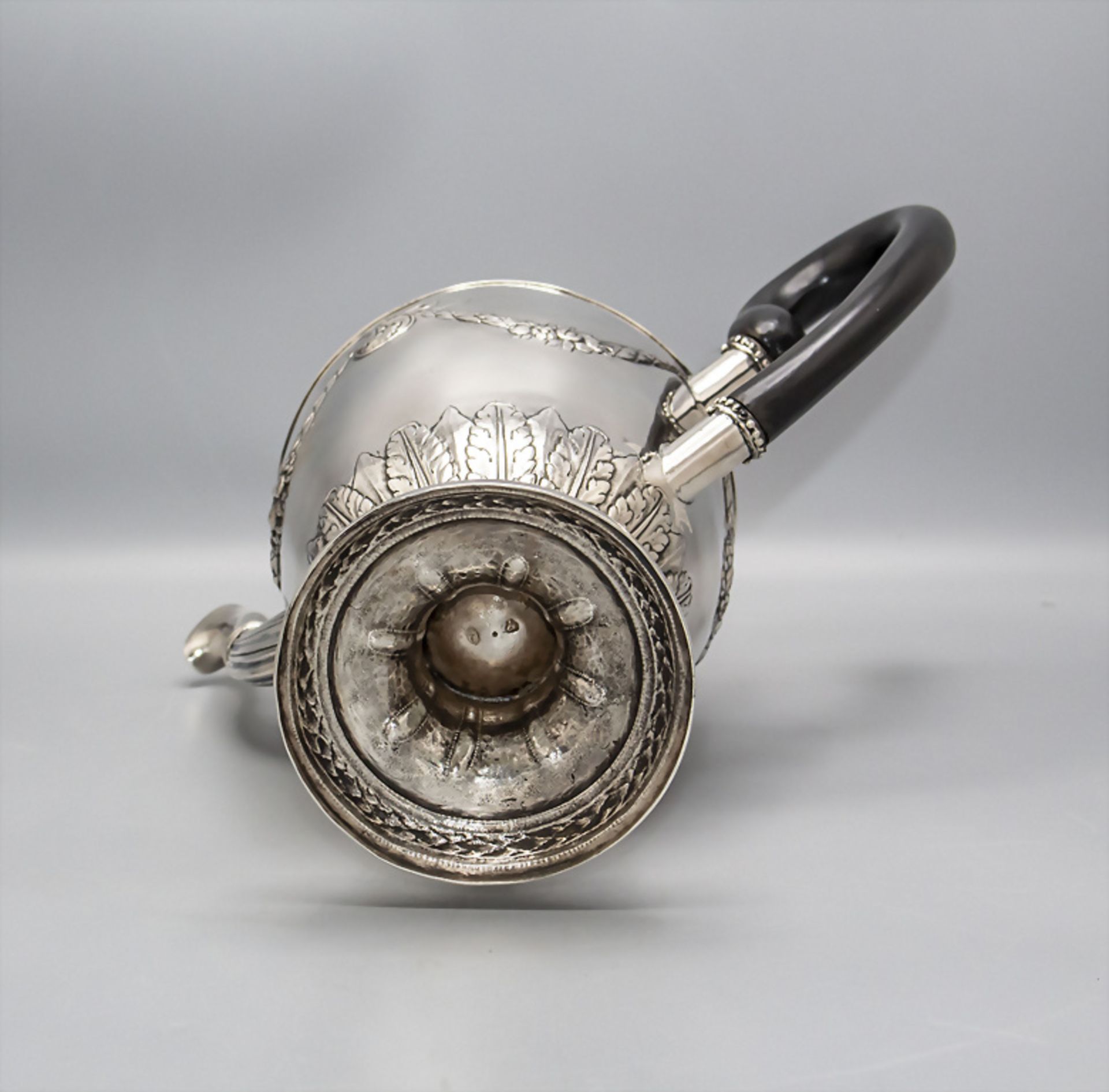 Klassizismus Teekanne / A Classicism silver tea pot, Johann Christian Neuss, Augsburg, 1785 - Bild 5 aus 6