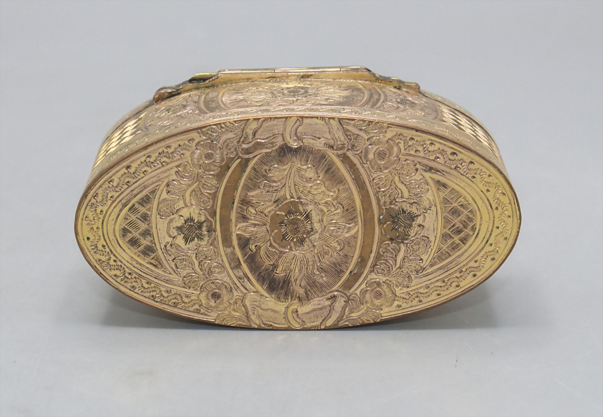 Louis-Seize Tabatiere / A Louis-Seize guilded snuff box, Frankreich, um 1780 - Bild 6 aus 6