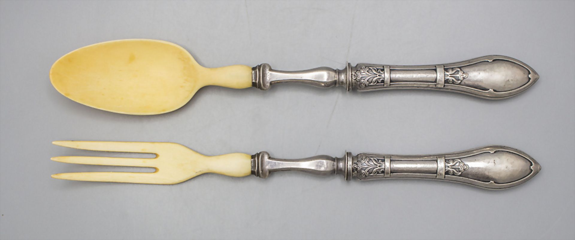 Salatbesteck / Silver salad servers, Frankreich, um 1880 - Bild 2 aus 6