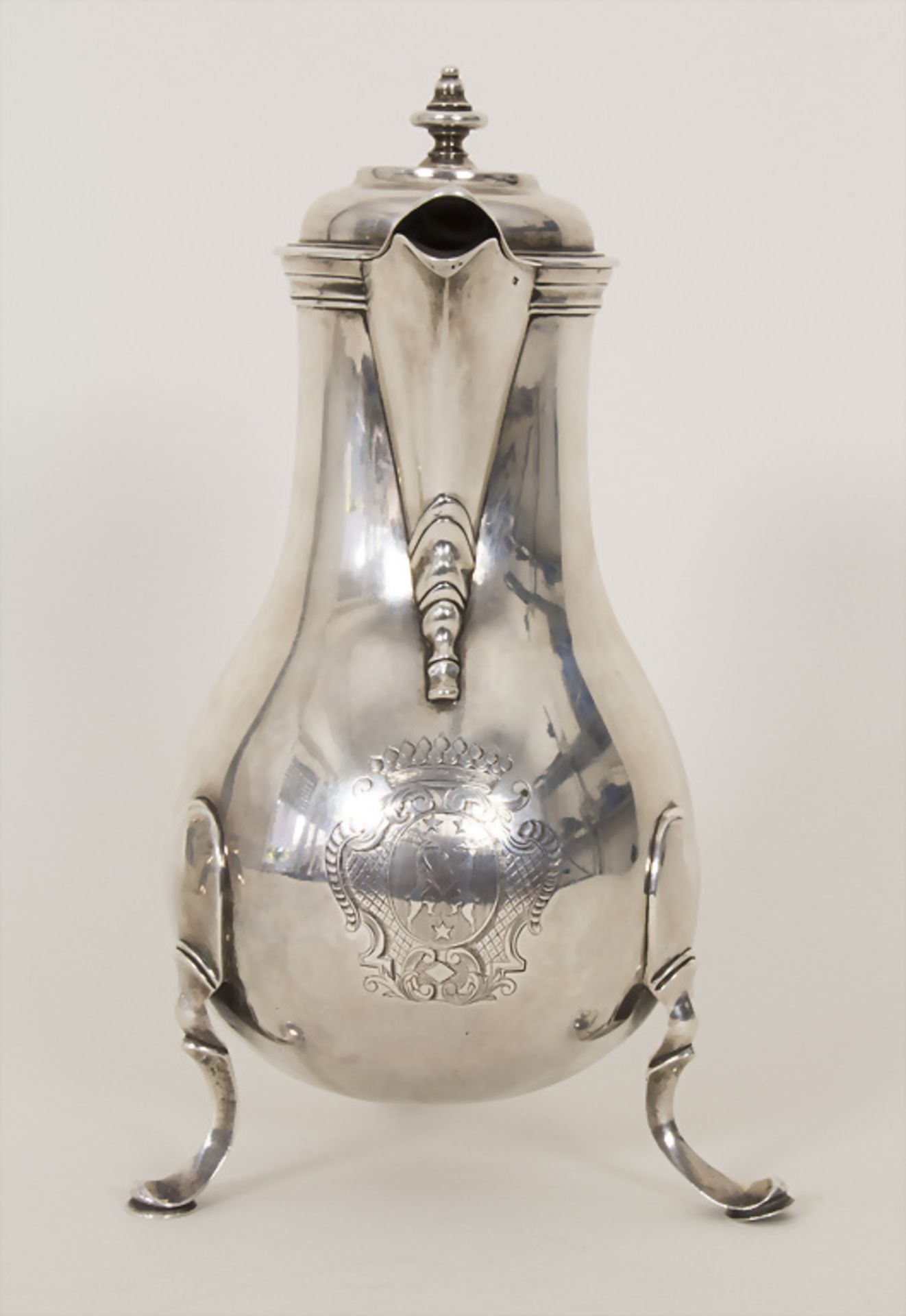 Barock Kanne / Verseuse / A silver coffee pot, Jean-Pierre Dautun (1704-1768), Morges bei ...