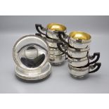 8 Art Déco Tassen und Untertassen / A set of 8 Art Deco silver cups and saucers, Emile ...