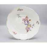 Obstschale mit Blumenmalerei / A bowl with fine flower painting, Meissen, Punktzeit, um 1763-1773