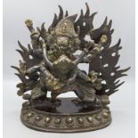 Dreiteilige Bronze des Mahakala in Yab-Yum / A three-part bronze of the Mahakala in Yab-Yum ...