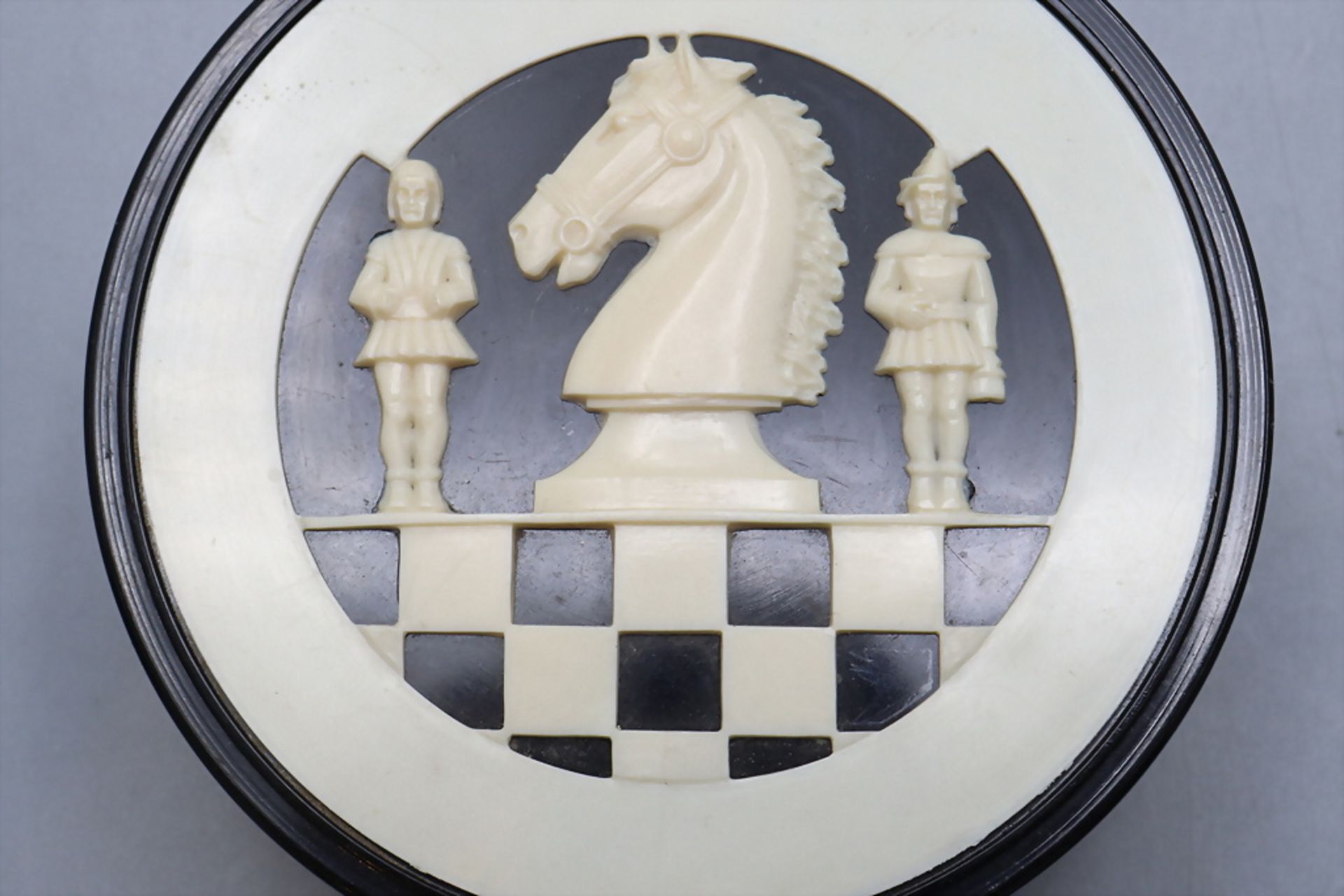 Miniatur Schachspiel / A miniature chess game, deutsch, um 1950 - Image 6 of 8