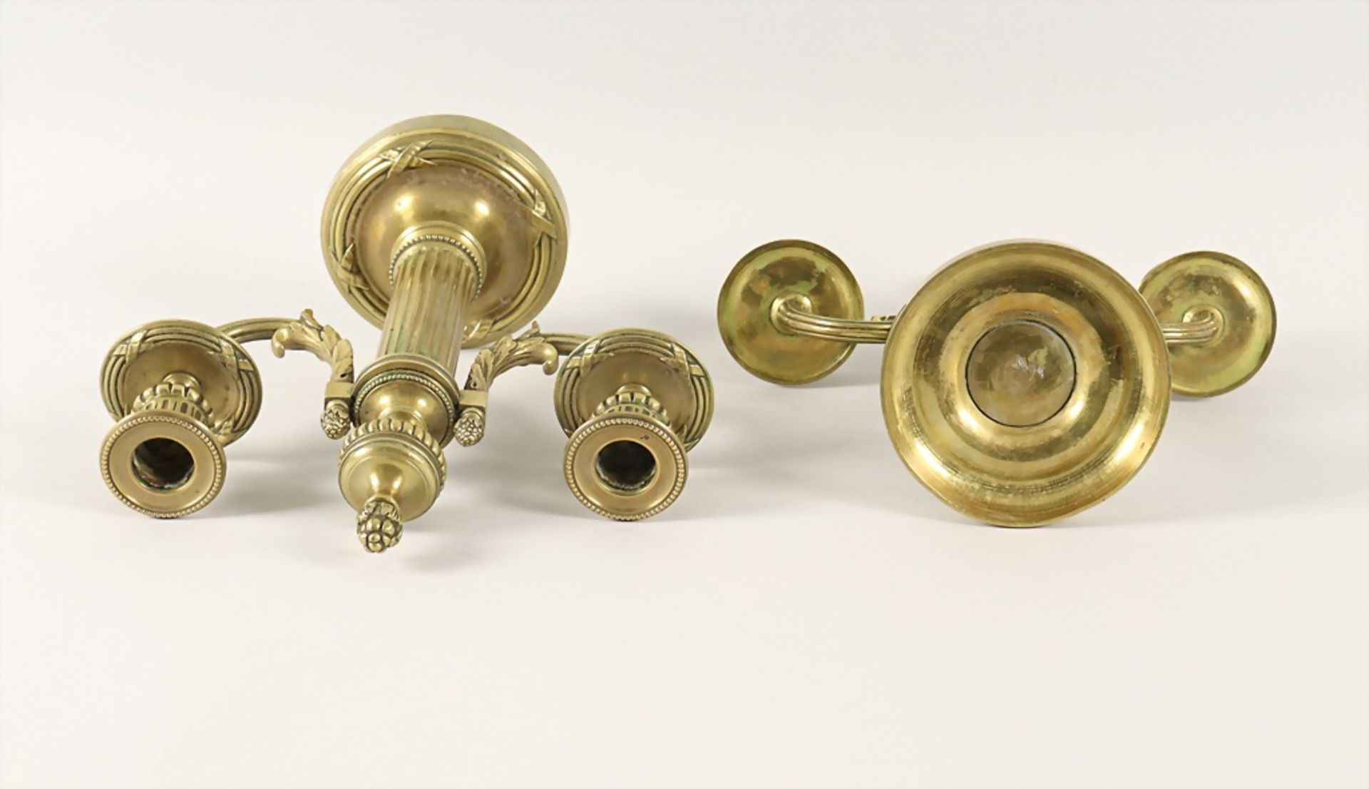 Paar Bronzeleuchter / A pair of bronze candle holders, um 1860 - Bild 3 aus 4
