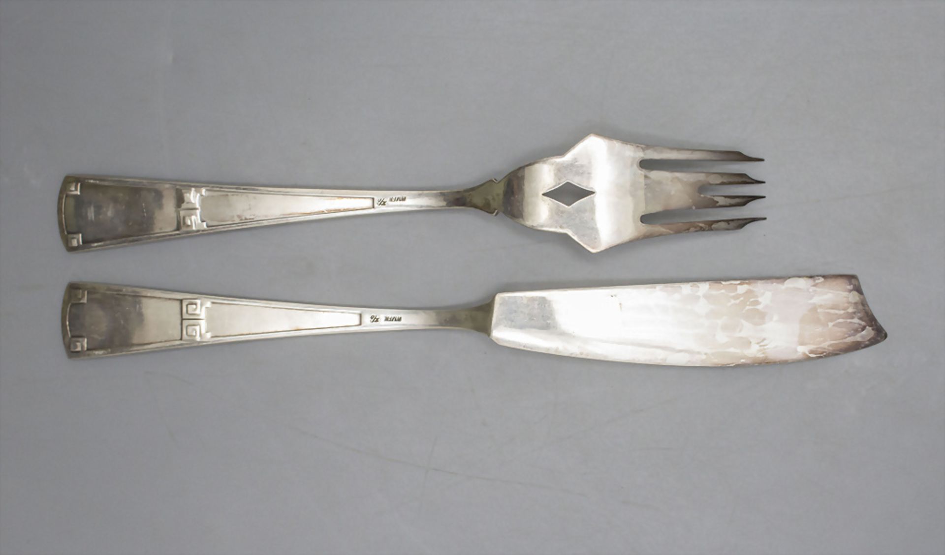 Jugendstil Fischgabel und Fischmesser Modell Nr. 44 / An Art Nouveau fish fork and knife, WMF, ... - Bild 2 aus 4