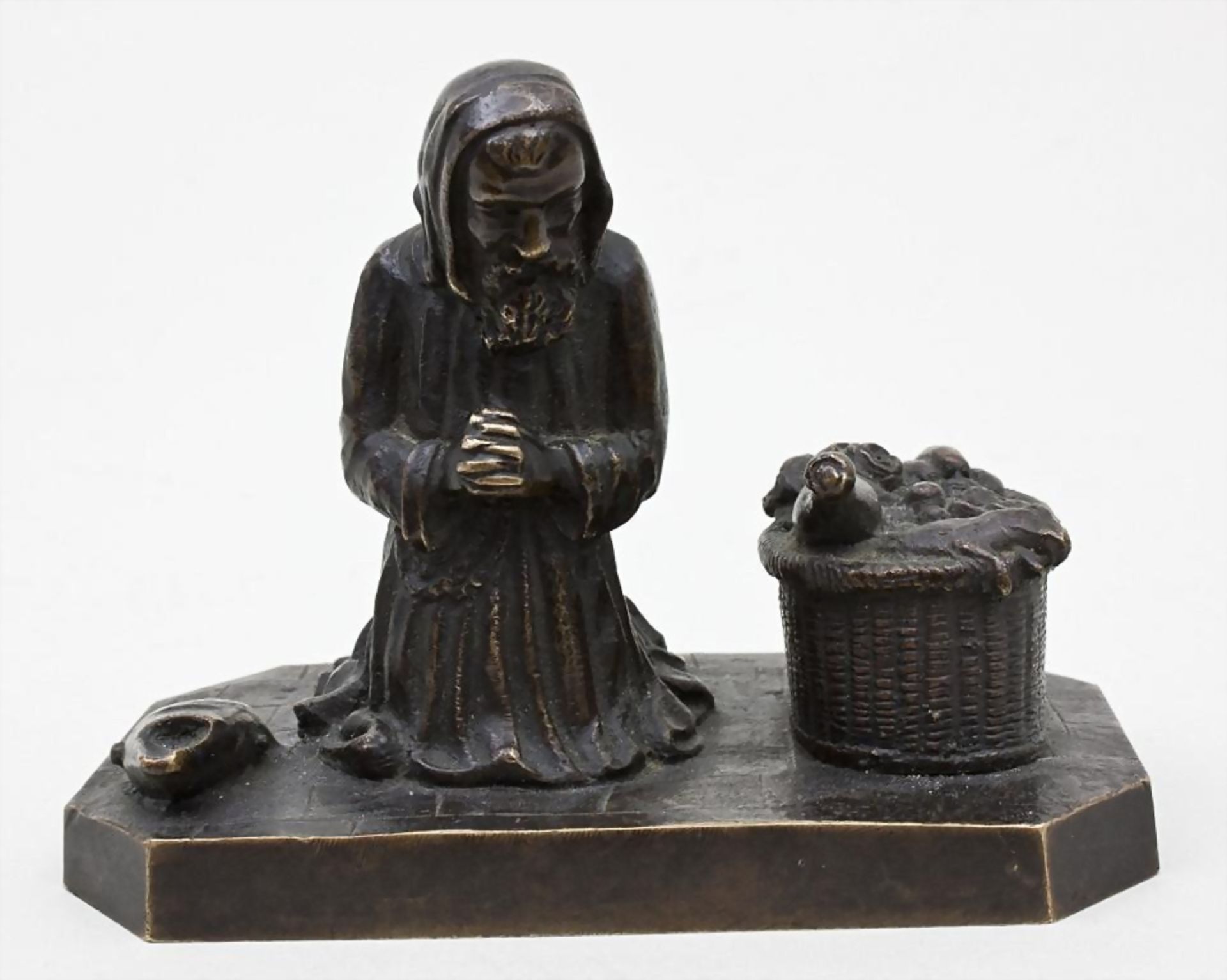 Bronze Skulptur eines betenden Mönchs / A bronze sculpture a praying monk, 19. Jh.