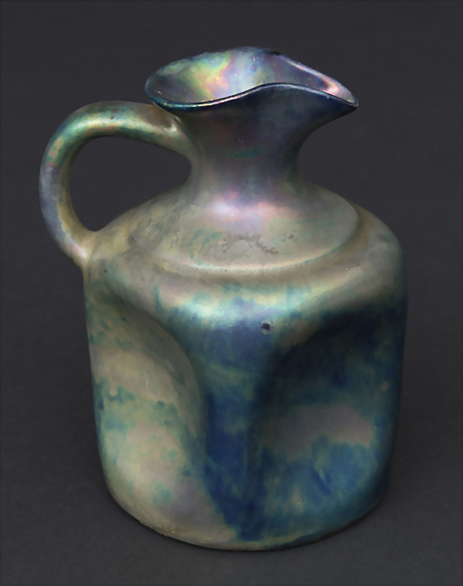 Jugendstil-Krug / An Art Nouveau faience jug, Zsolnay, Pecs, um 1900 - Image 2 of 3