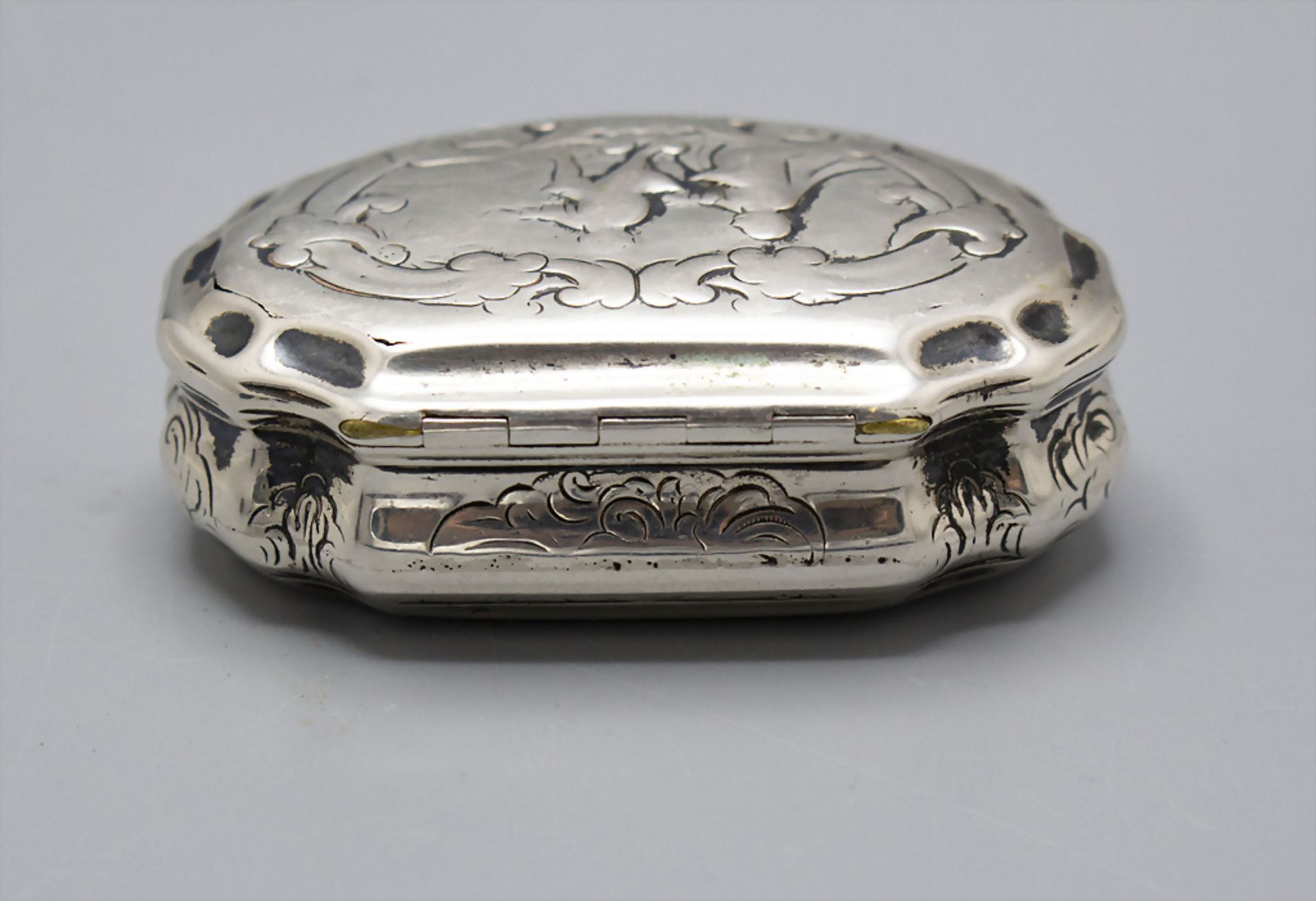 Barock Tabatiere / Schnupftabakdose / A Baroque silver snuff box / tobacco box, deutsch, um 1760 - Bild 5 aus 6