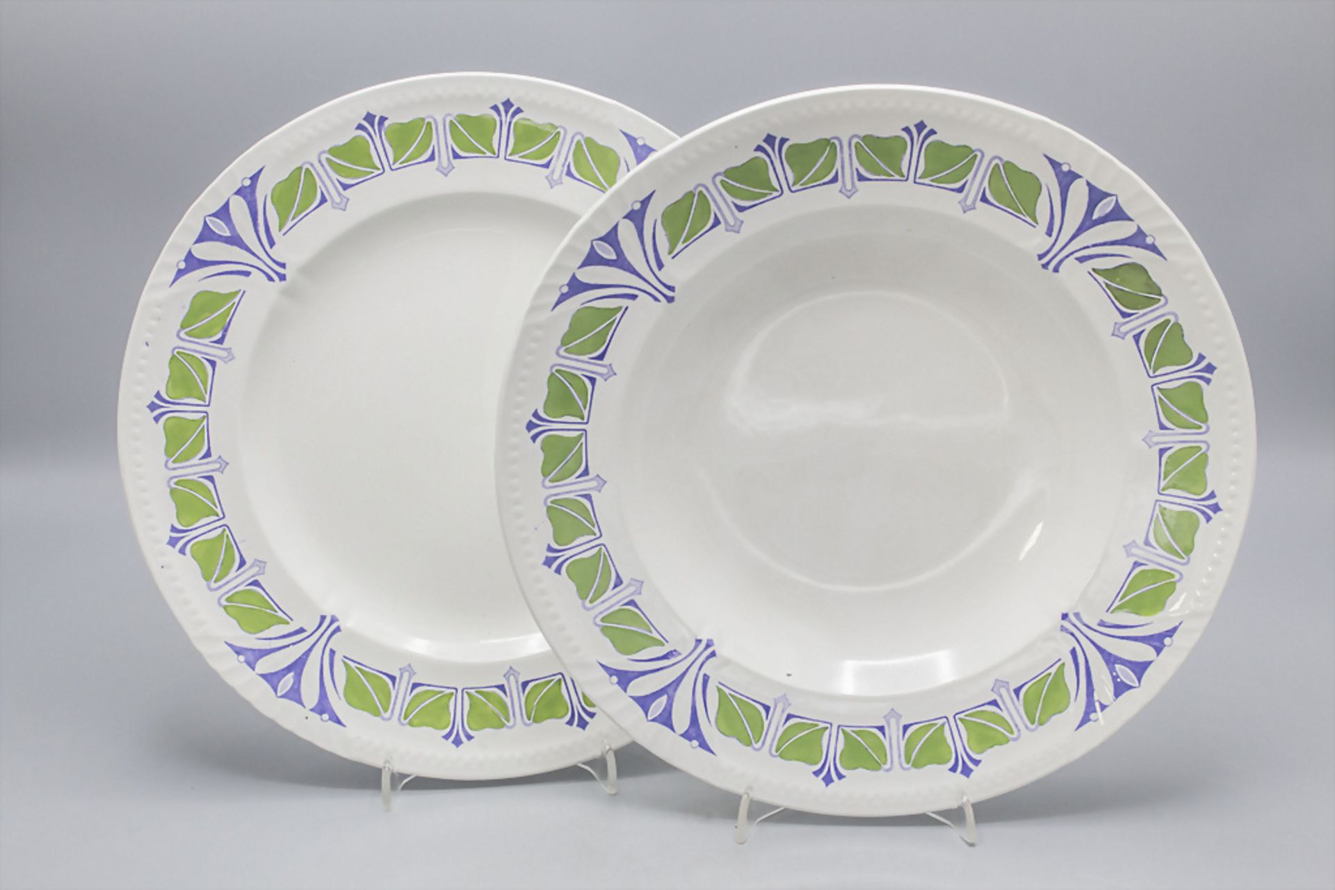 Zwei Jugendstil Teller 'Claudia' / Two Art Nouveau plates 'Claudia', Utzschneider & Cie., ...