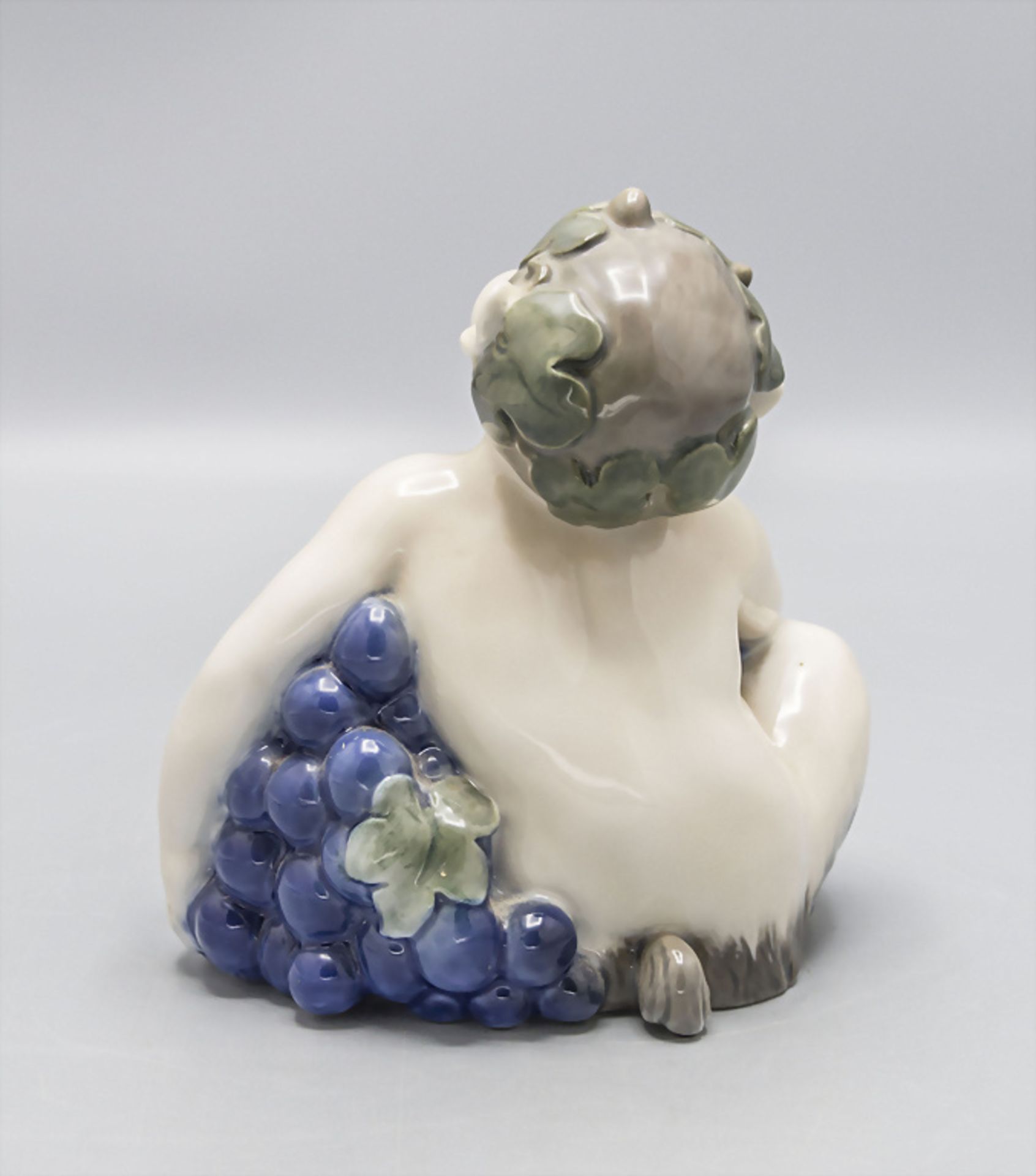 Faun / Satyr / Pan mit Weintrauben / A faun with grapes, Royal Copenhagen, 1964 - Image 3 of 6