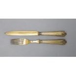 Messer und Gabel / A gilded silver fork and knife, Roberts & Belk Ltd., Sheffield, 1935