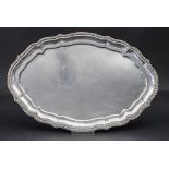 Silbertablett / A silver tray, Budapest, um 1900