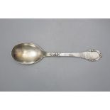 Großer Servierlöffel / Gemüselöffel / A large silver serving spoon, Christian F. Heise für Th. ...