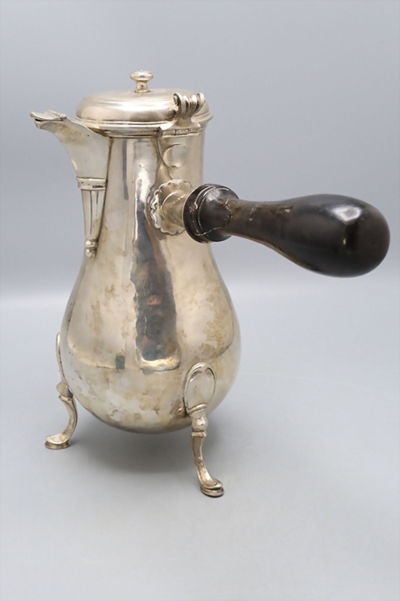 Kaffeekanne / Verseuse / A silver coffee pot, Joseph-Virgile Vilhet, Avignon/Carpentras, 1746-1780 - Bild 2 aus 7