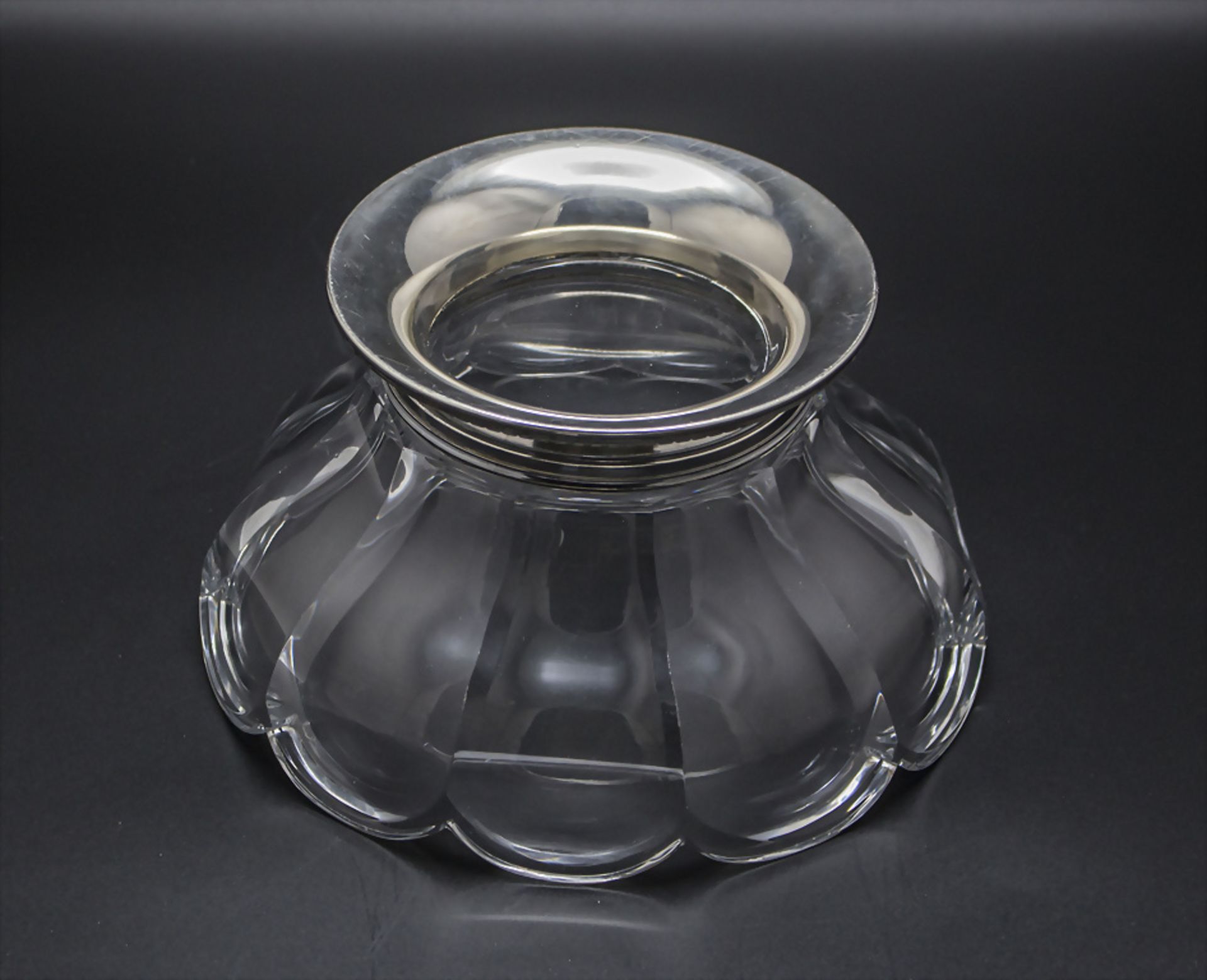 Art Déco Kristallschale mit Silberfuß / An Art Deco crystal glass bowl with silver mount, ... - Image 2 of 3