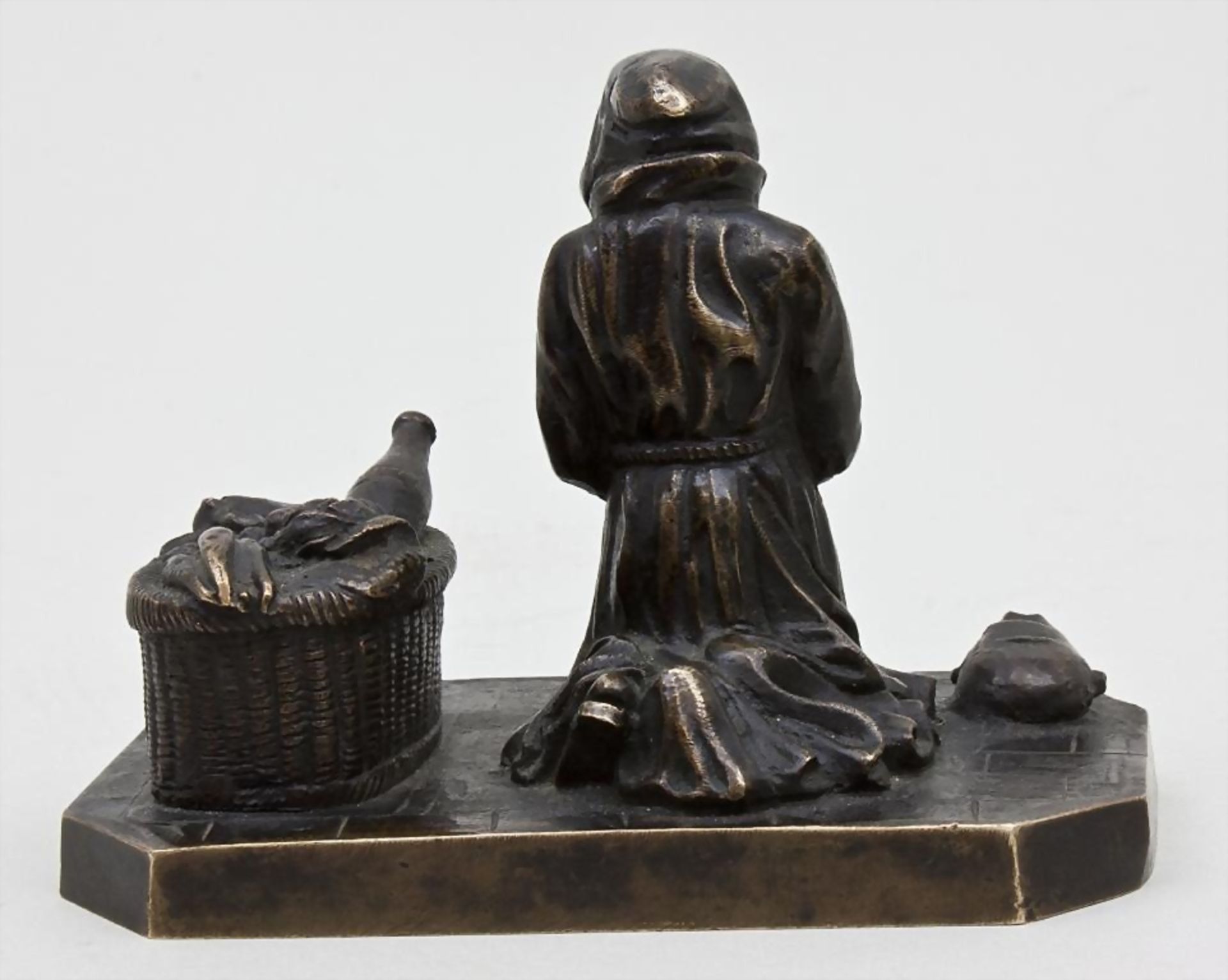 Bronze Skulptur eines betenden Mönchs / A bronze sculpture a praying monk, 19. Jh. - Image 3 of 3