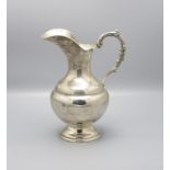 Schenkkrug / A silver jug, Spanien, 20. Jh.