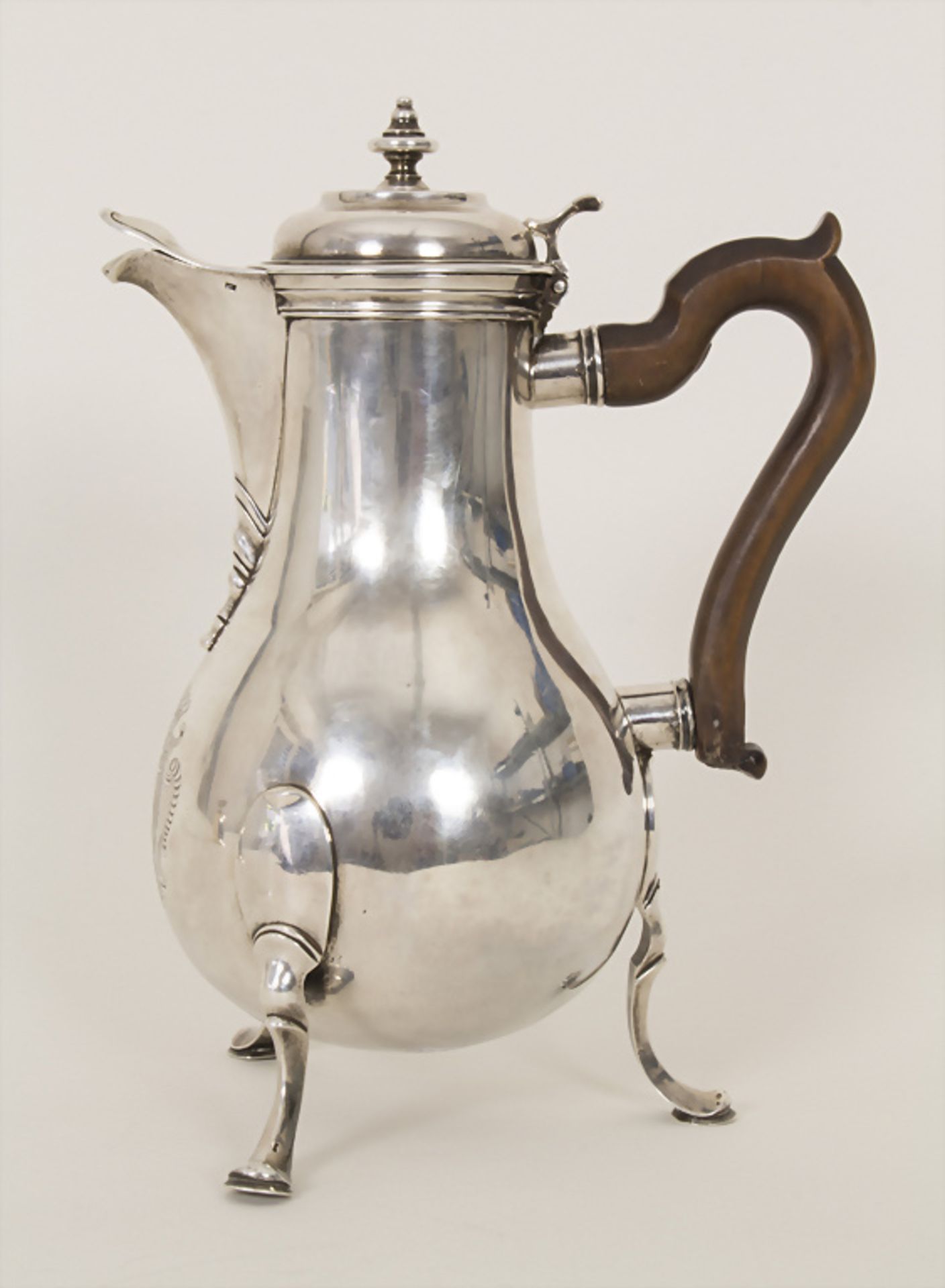 Barock Kanne / Verseuse / A silver coffee pot, Jean-Pierre Dautun (1704-1768), Morges bei ... - Image 2 of 11