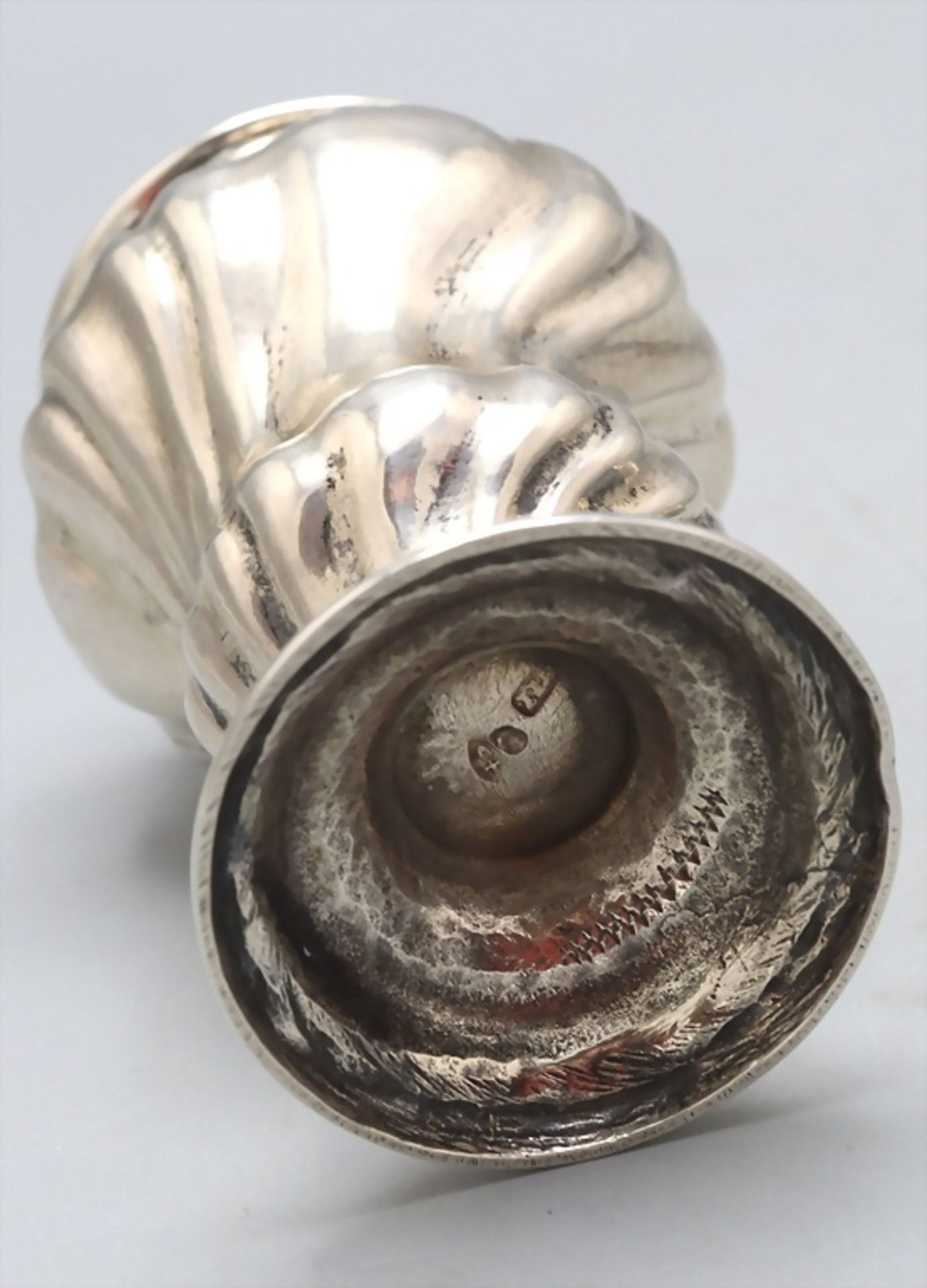 Rokoko Zuckerstreuer / A silver sugar shaker, Johann Leonhard Allmann, Augsburg, 1769-1771 - Bild 4 aus 6