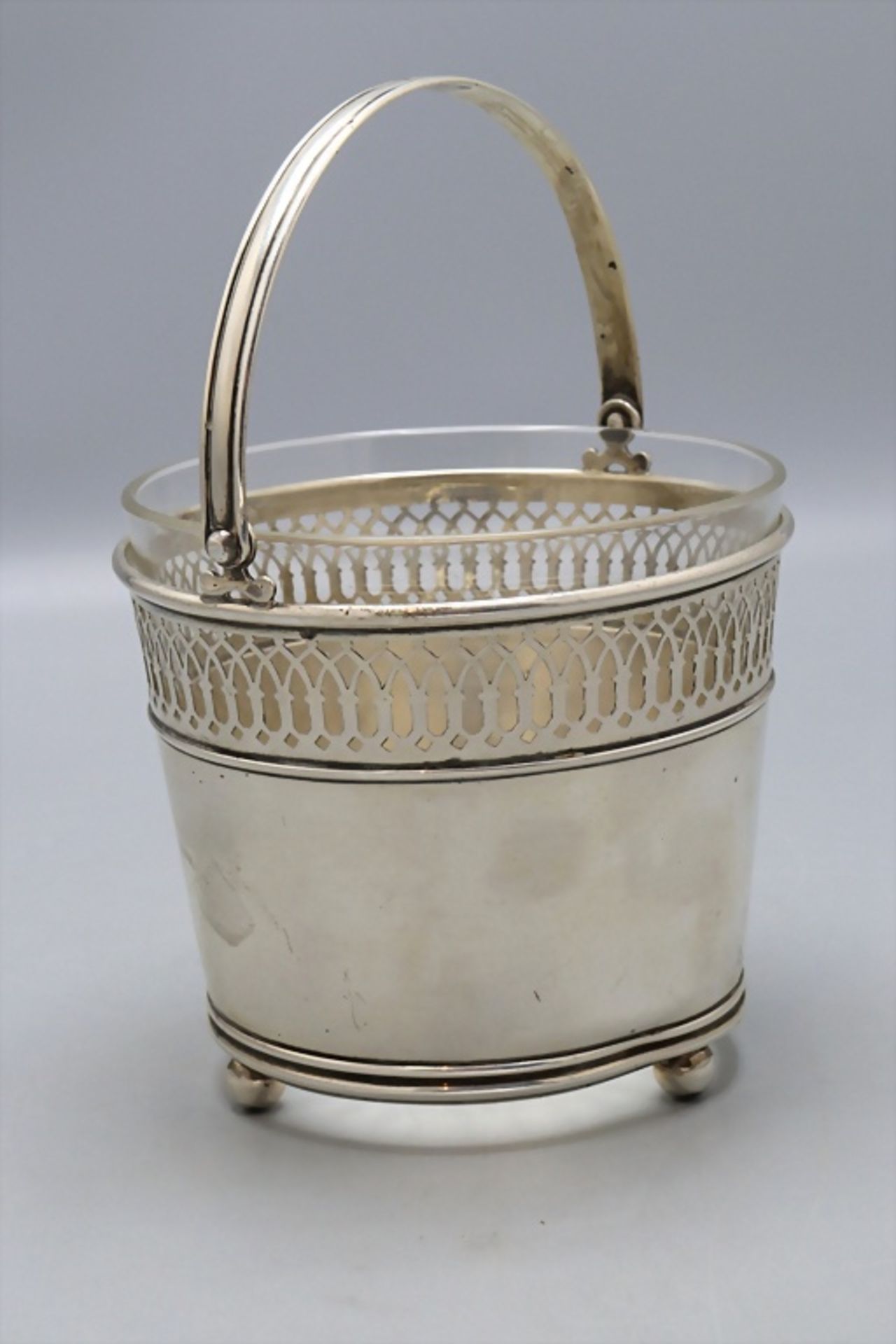 Korbschale mit Henkel / A silver basket with handle, Brand-Hier Co., USA, Anfang 20. Jh.