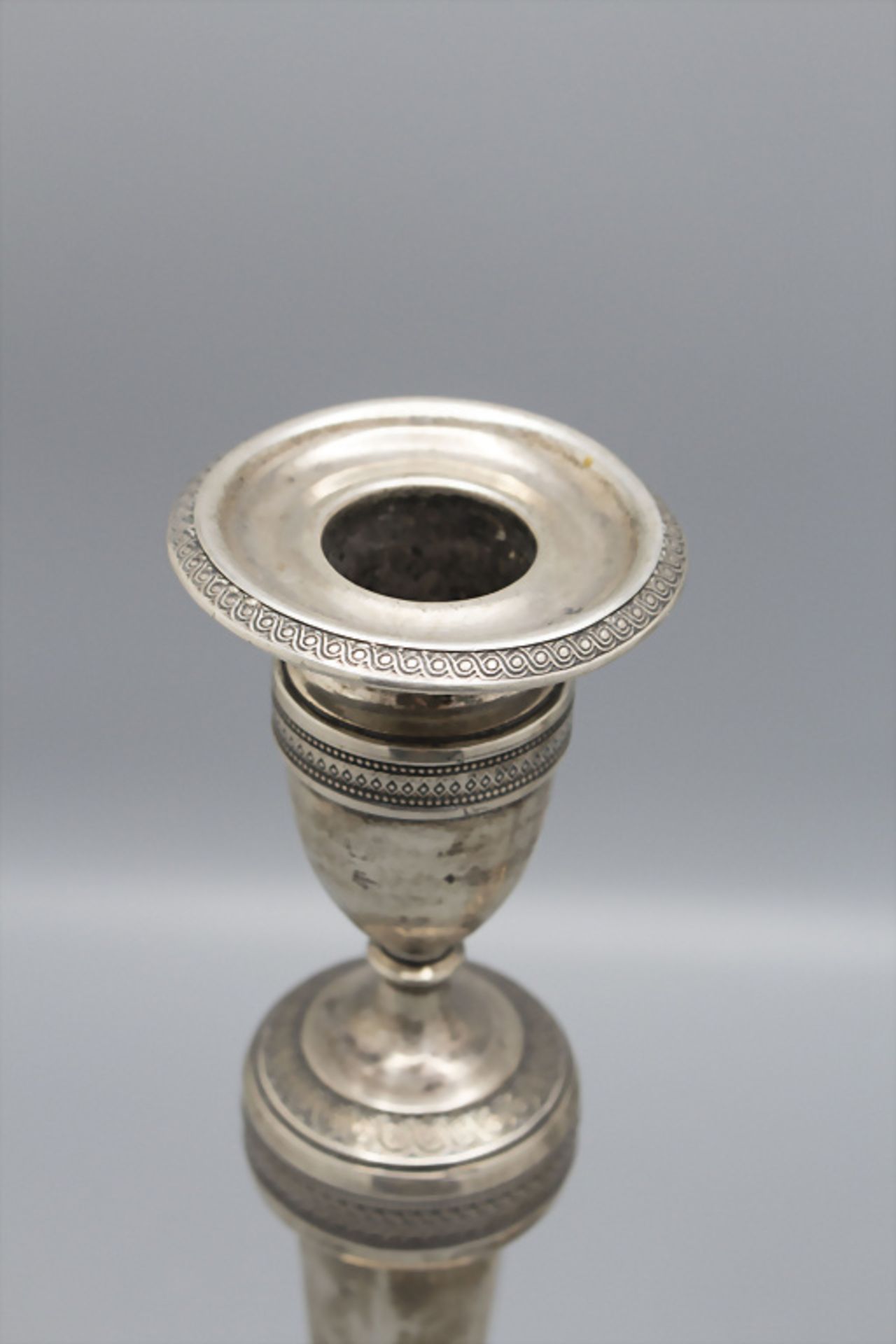 Paar Empire Kerzenleuchter / A pair of silver Empire candlesticks, Lüttich/Liège, um 1820 - Image 2 of 5