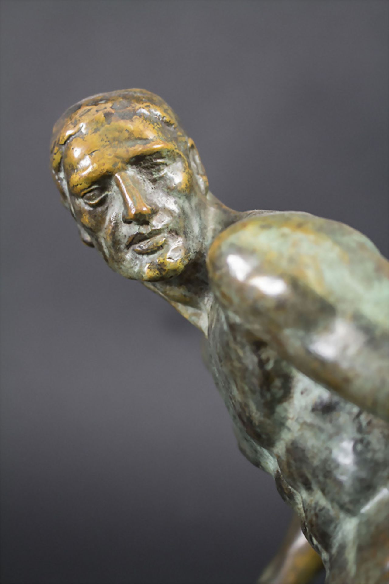 Pierre LE FAGUAYS (1892-1962), Art Déco Bronzeplastik 'Athletischer Steuermann' / An Art Deco ... - Bild 2 aus 8