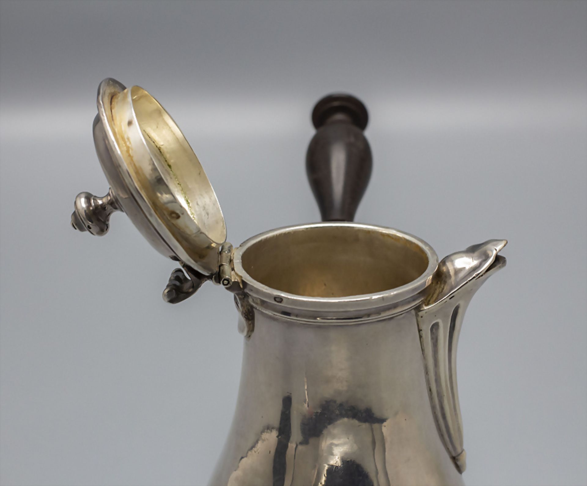 Schenkkrug / A silver jug, Chocolatiere, Nicolas Cauet, Paris, 1784 - Bild 6 aus 11