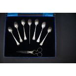 8-teiliges Set mit Rattenschwanzlöffeln im Etui / A 8-piece set with rat tail spoons in a box, ...