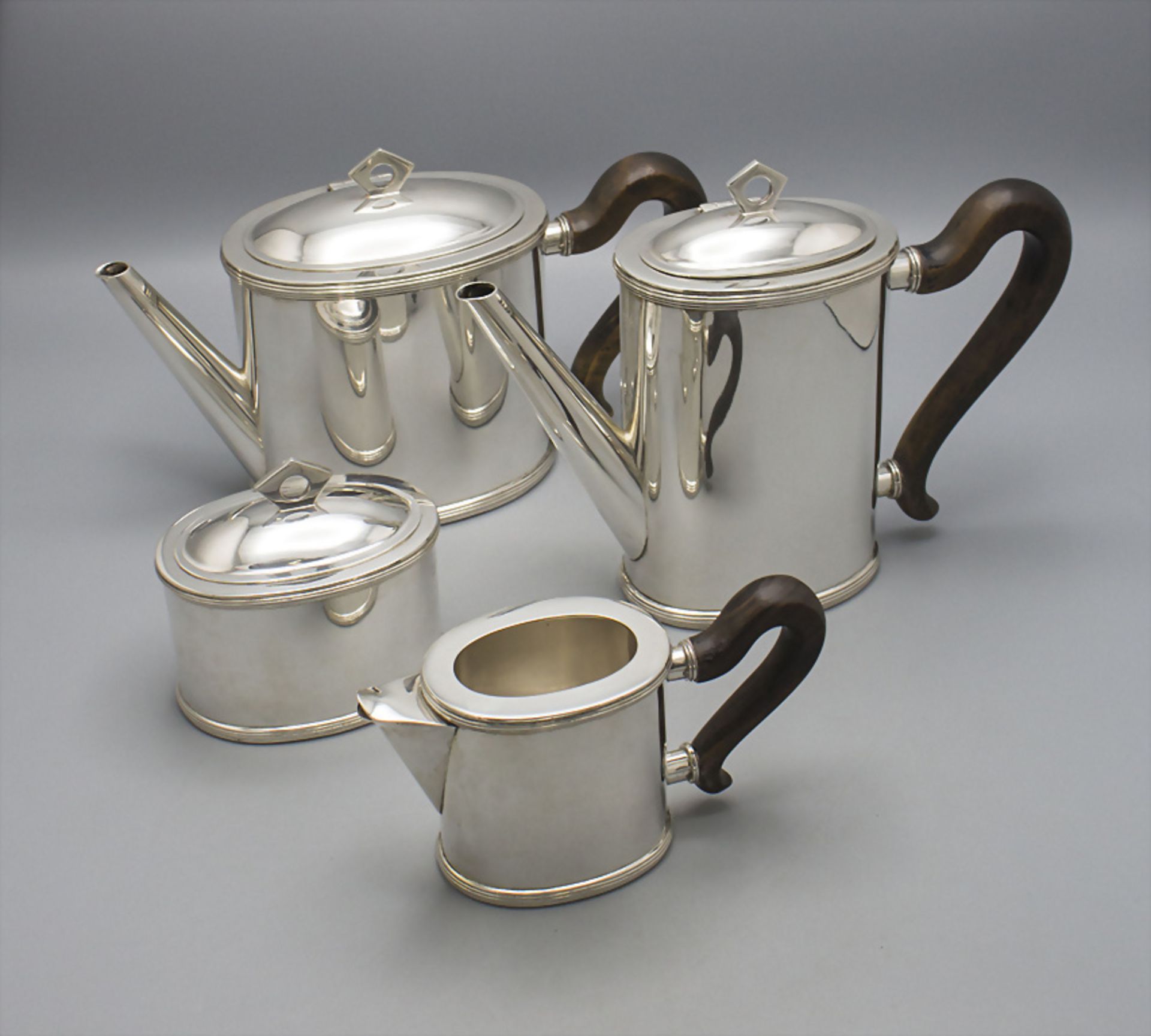 Art Déco Kaffee- und Teekern / An Art Deco silver coffee and tea set, Milano/Mailand, um 1950