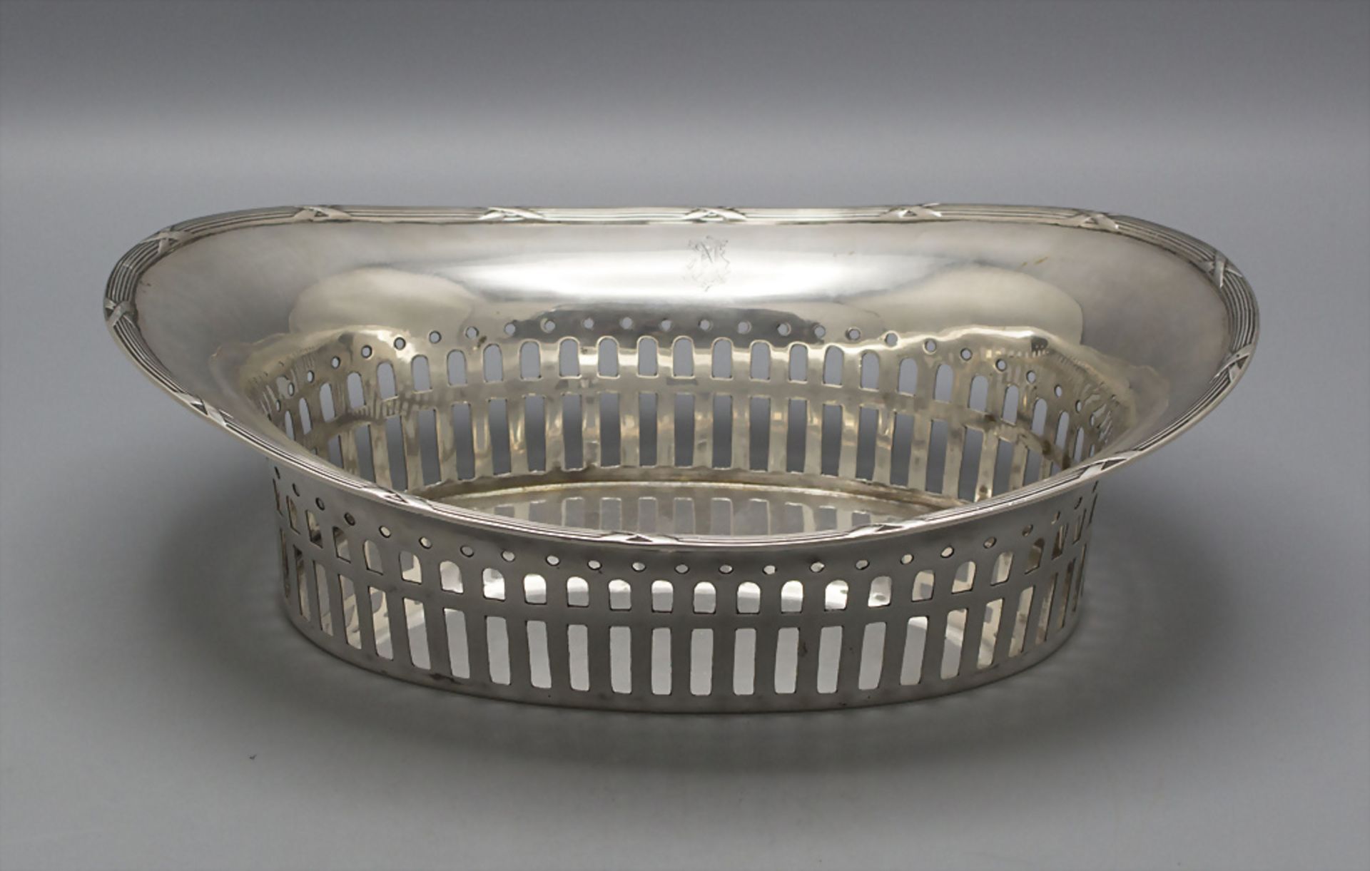 Korbschale / A silver basket, Anral Bachruch, Budapest, um 1900