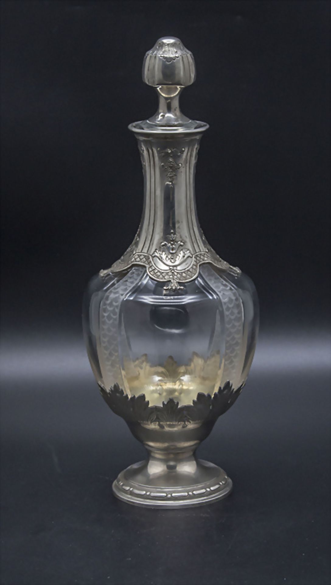 Likör-Karaffe / Aiguière en cristal et argent massif / A crystal and silver decanter, Olier & ...